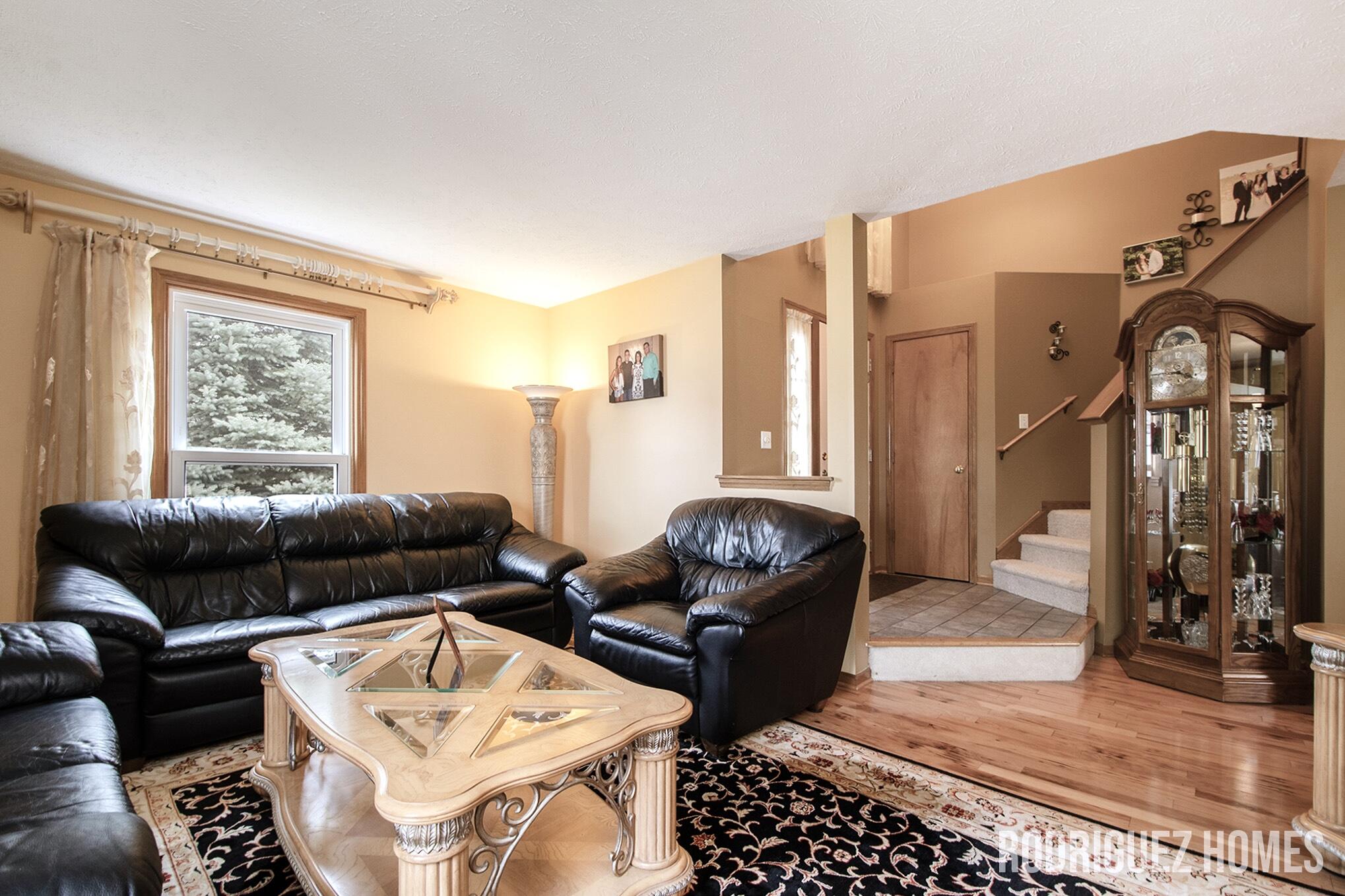 4591 Country Hill Drive SE