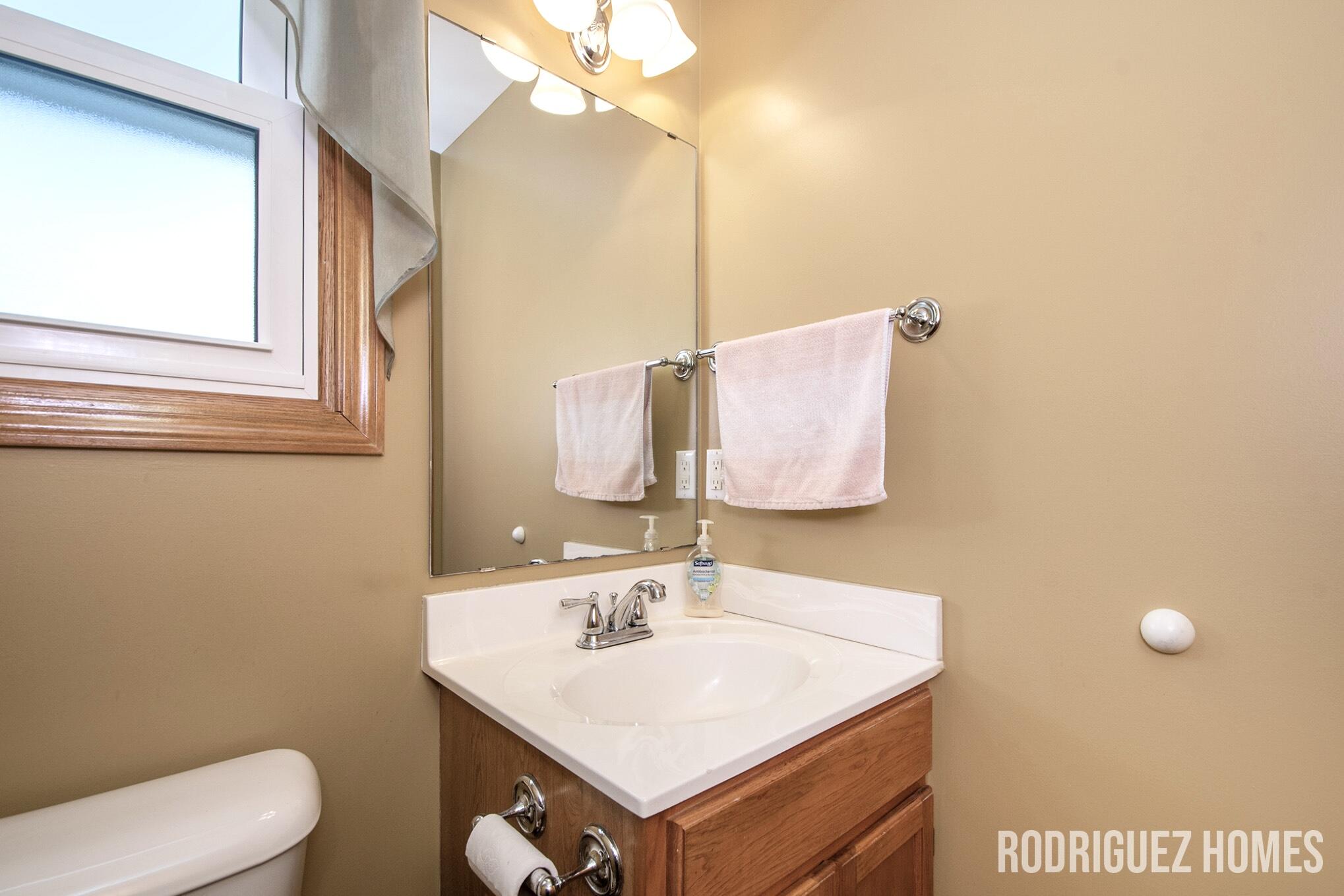 4591 Country Hill Drive SE