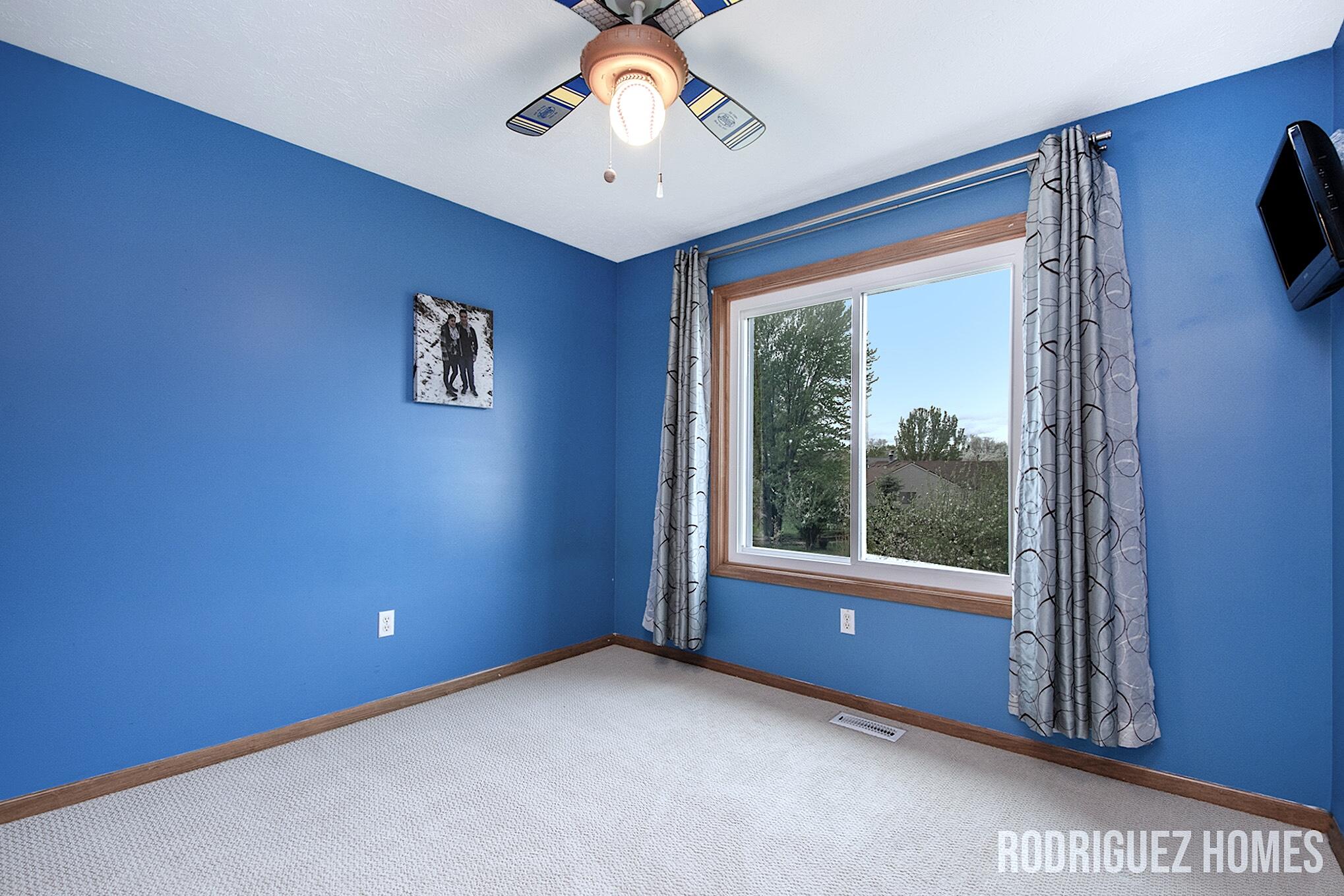 4591 Country Hill Drive SE