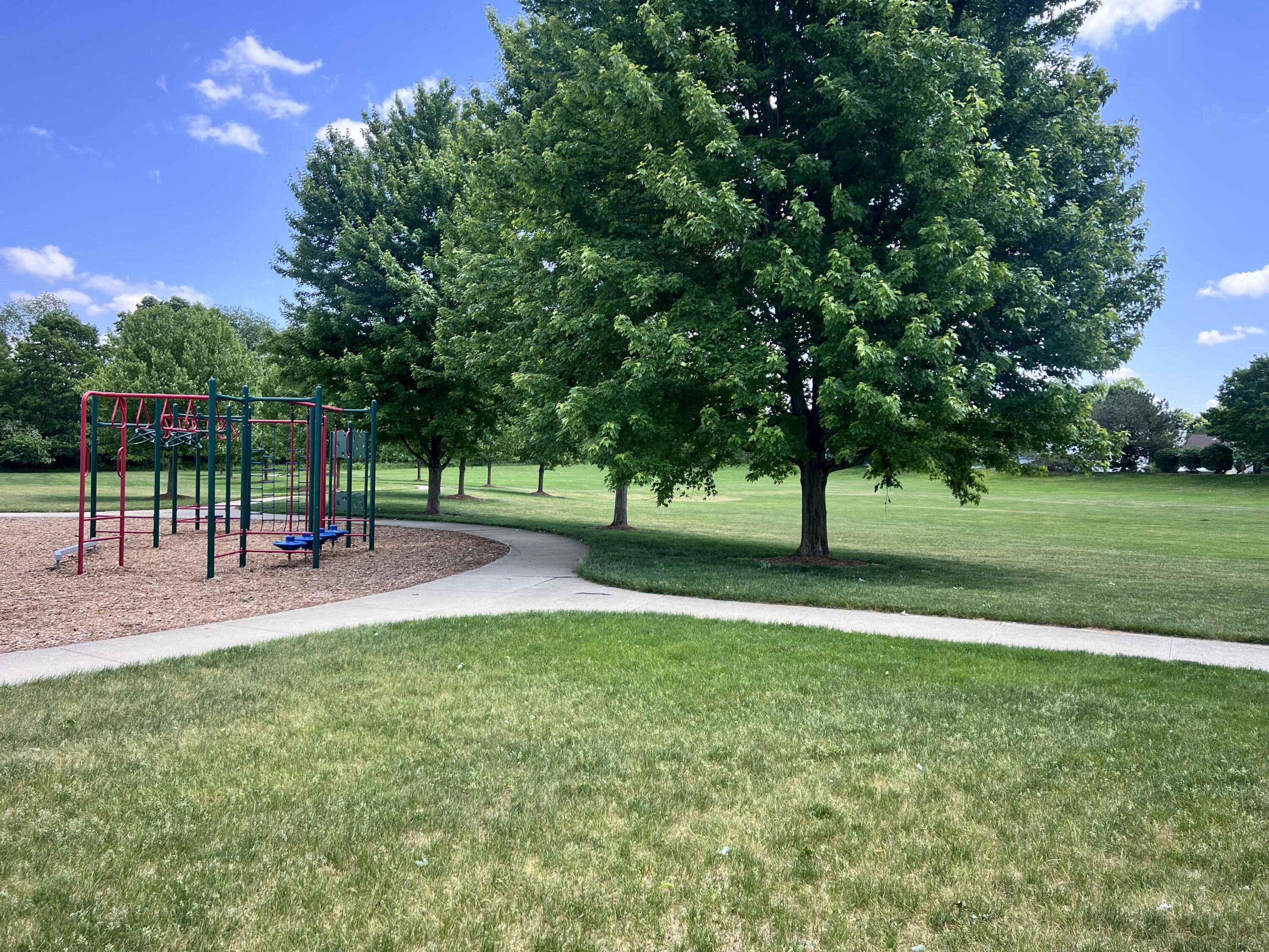 5776 Barcroft Drive SW