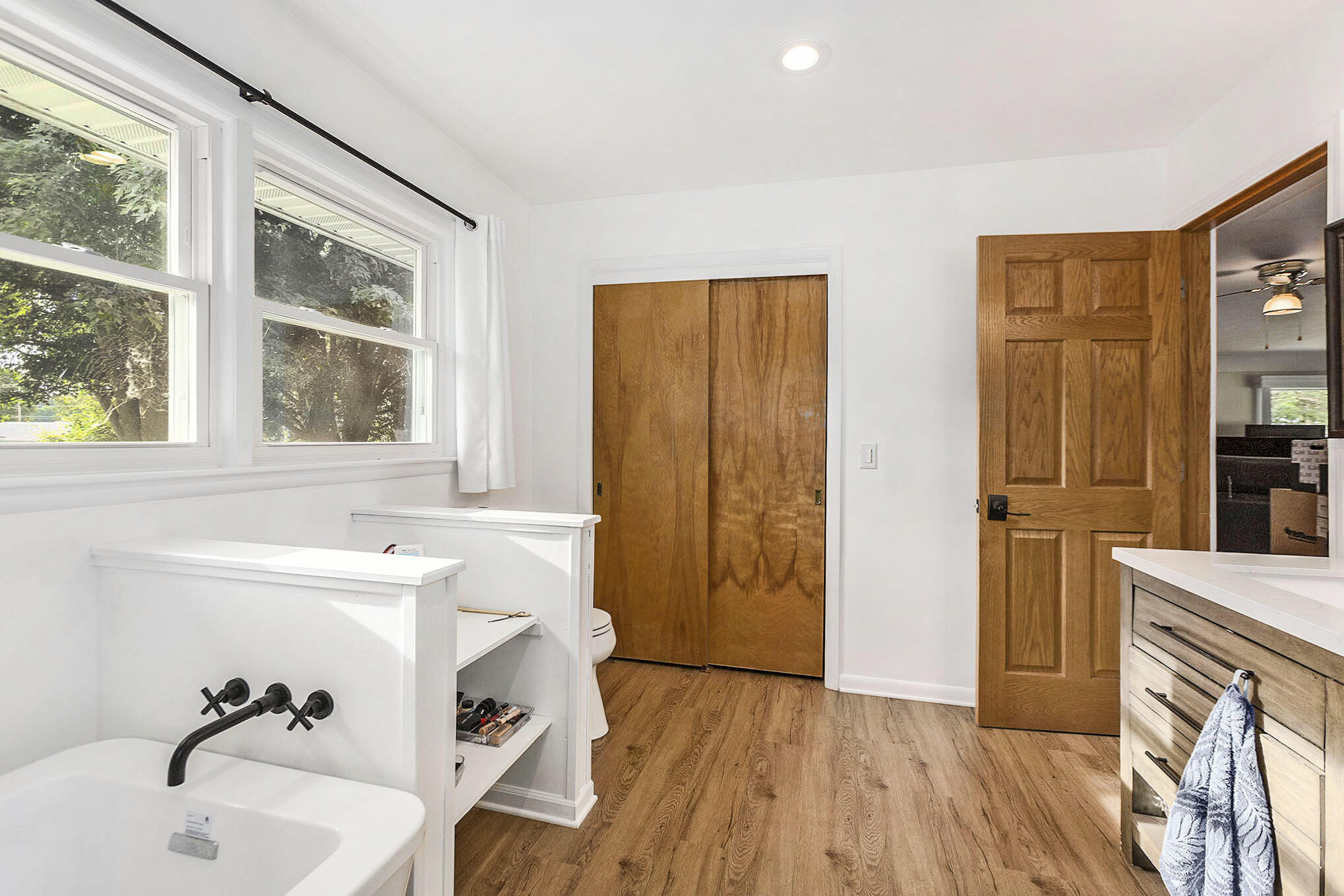 714 Jordan Lake Avenue