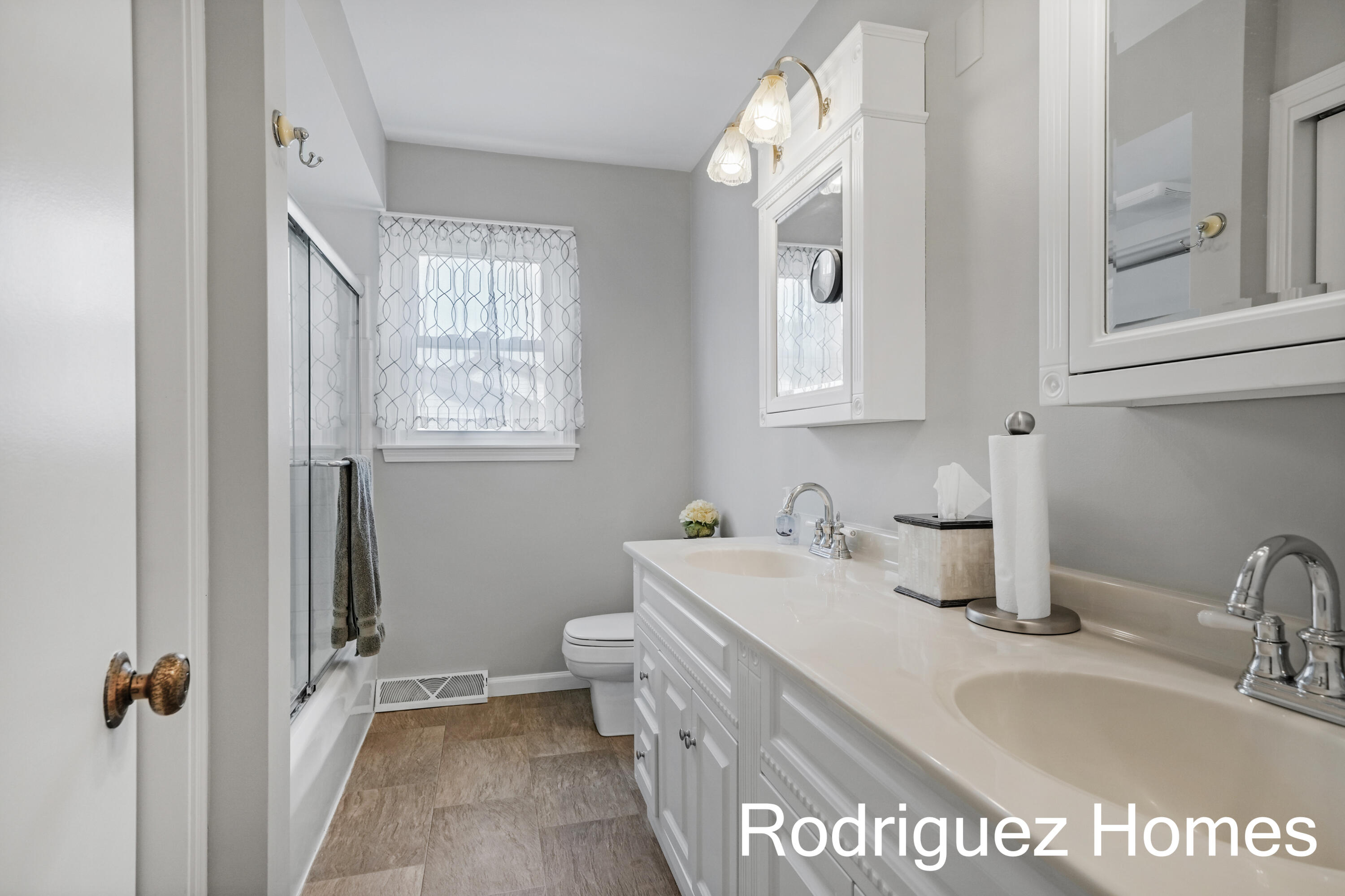 6930 Bonnie Avenue SE