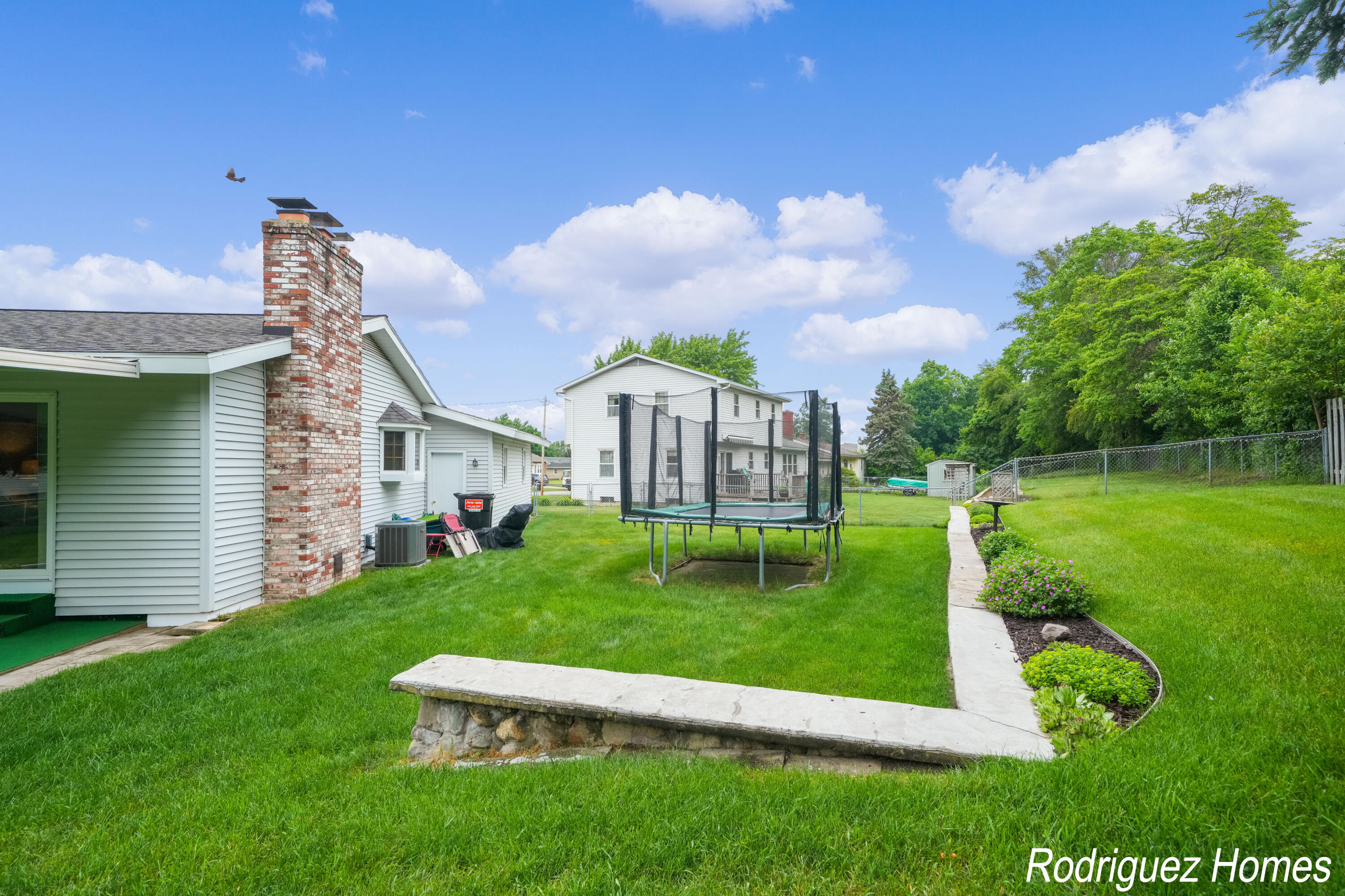 6930 Bonnie Avenue SE