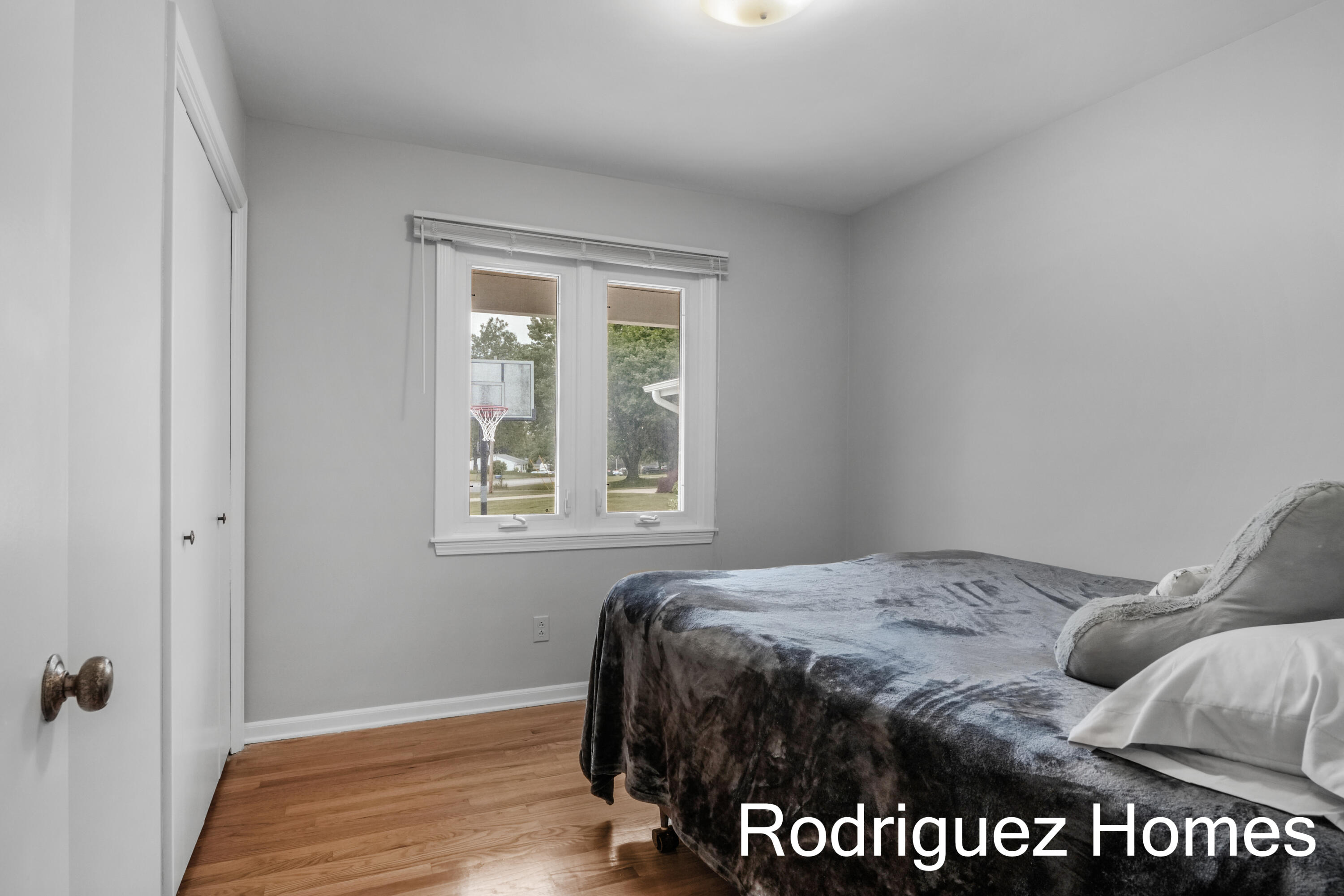 6930 Bonnie Avenue SE