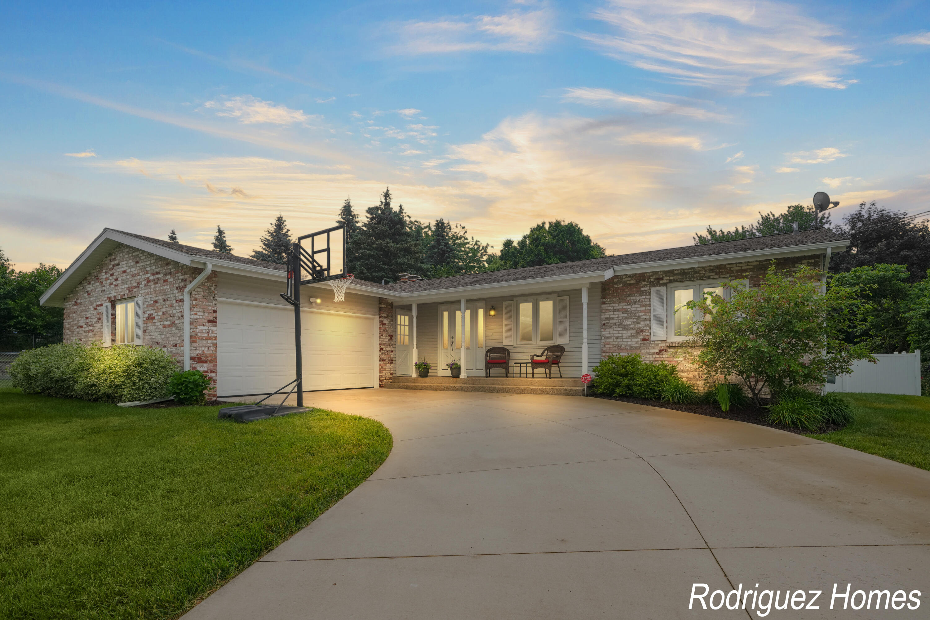 6930 Bonnie Avenue SE