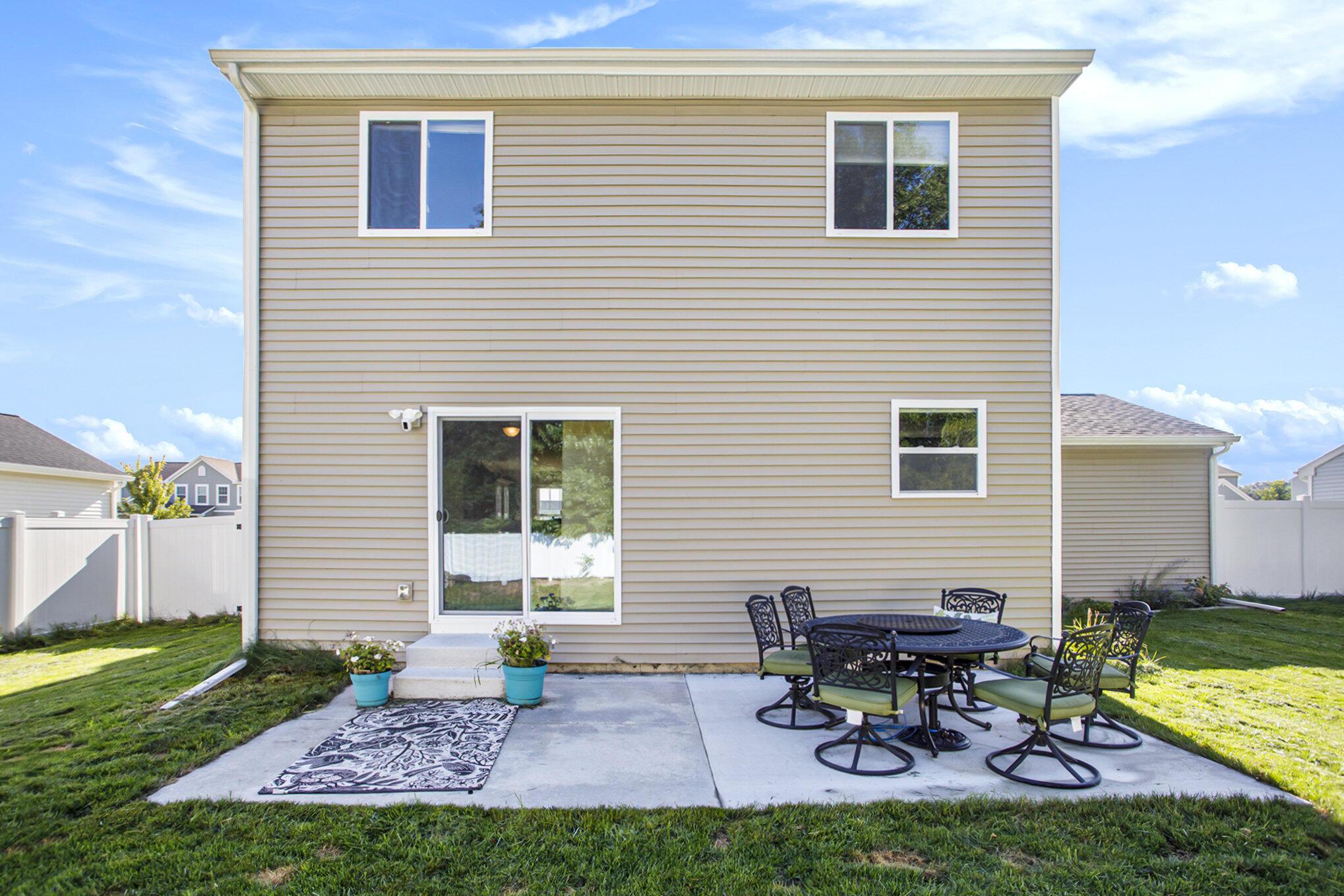 58696 Blue Stem Circle