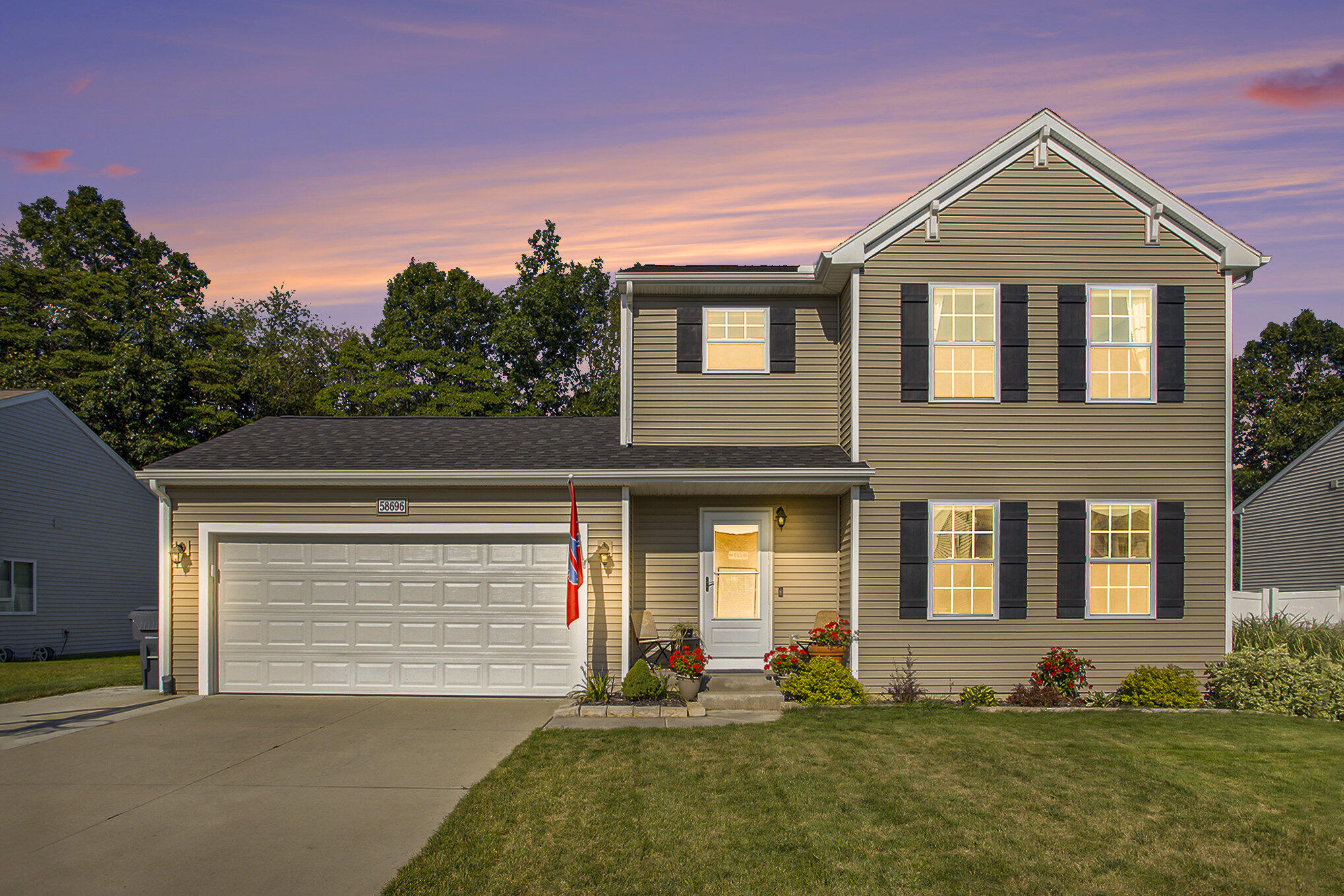 58696 Blue Stem Circle