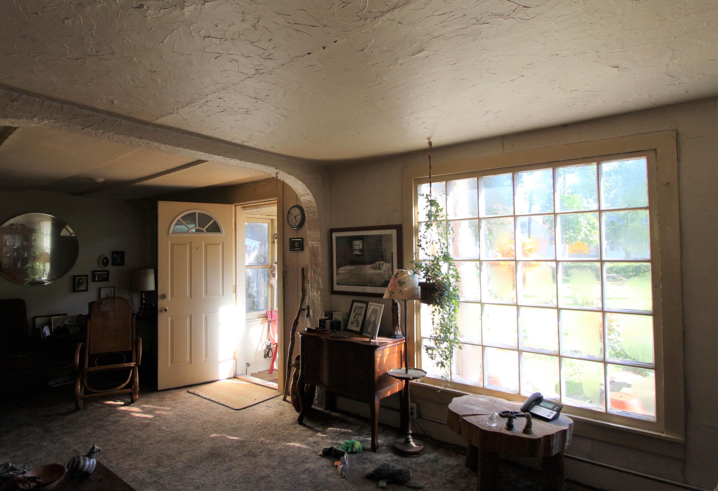 1033 Hazen Street SE