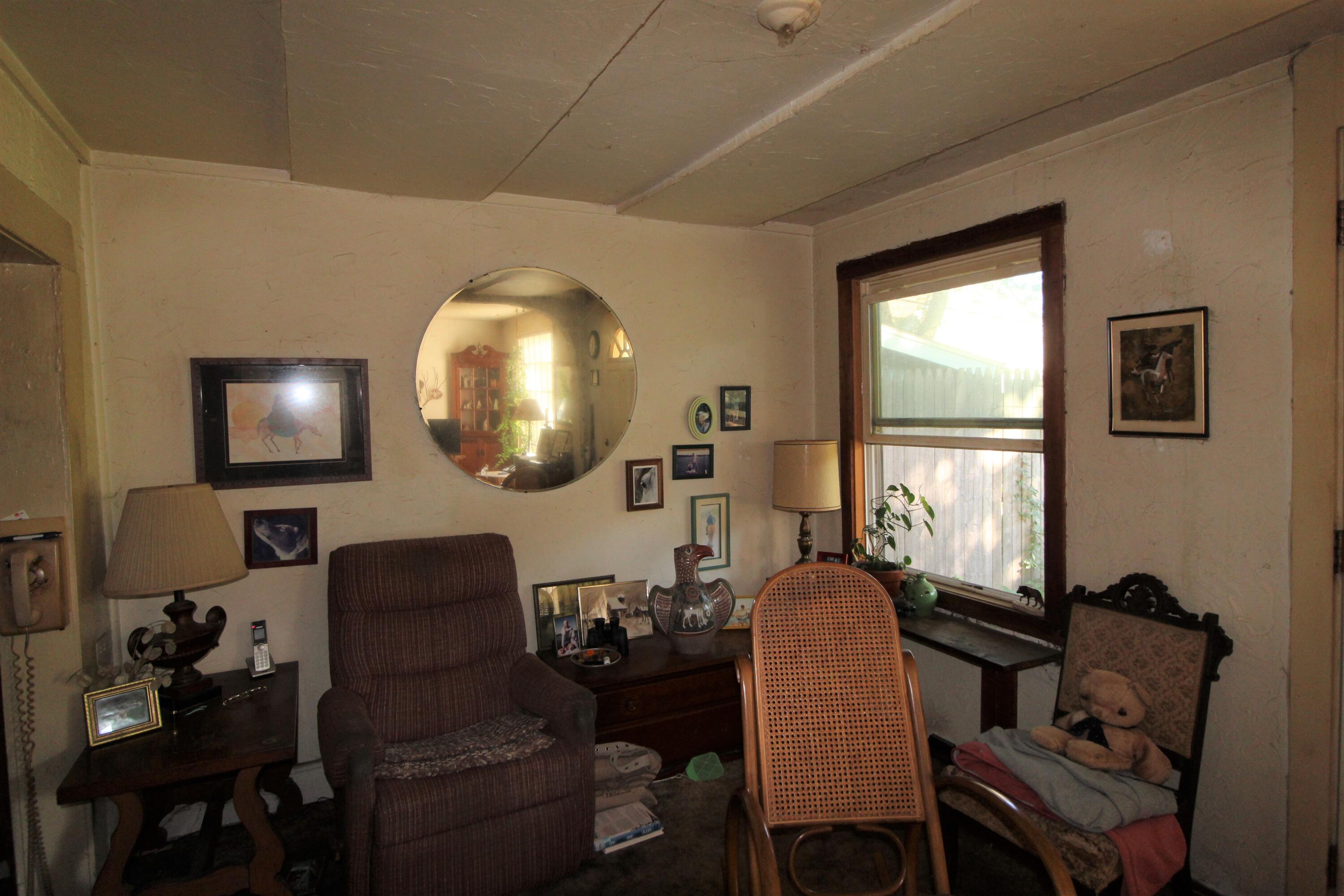 1033 Hazen Street SE