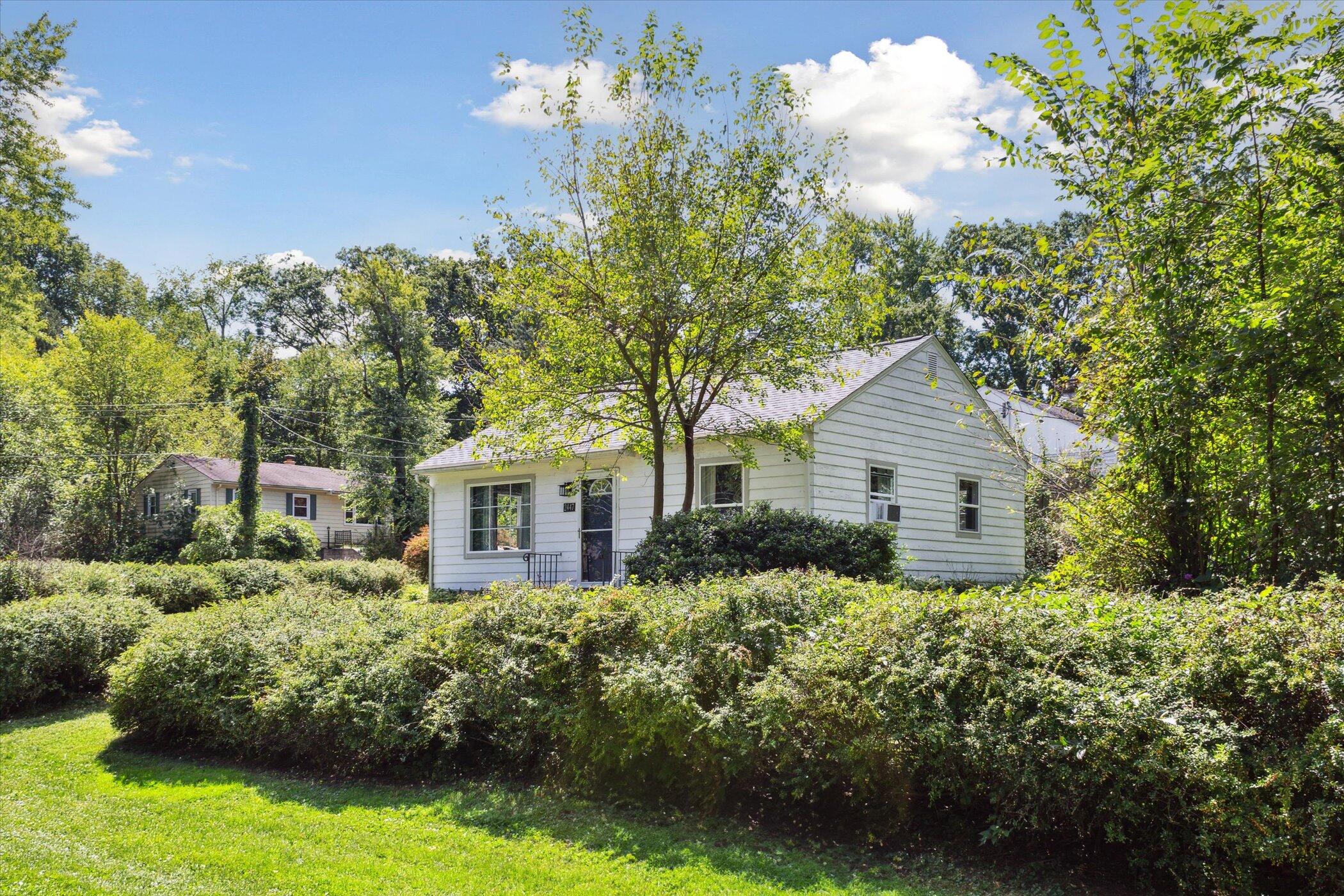 2447 Hillsdale Avenue