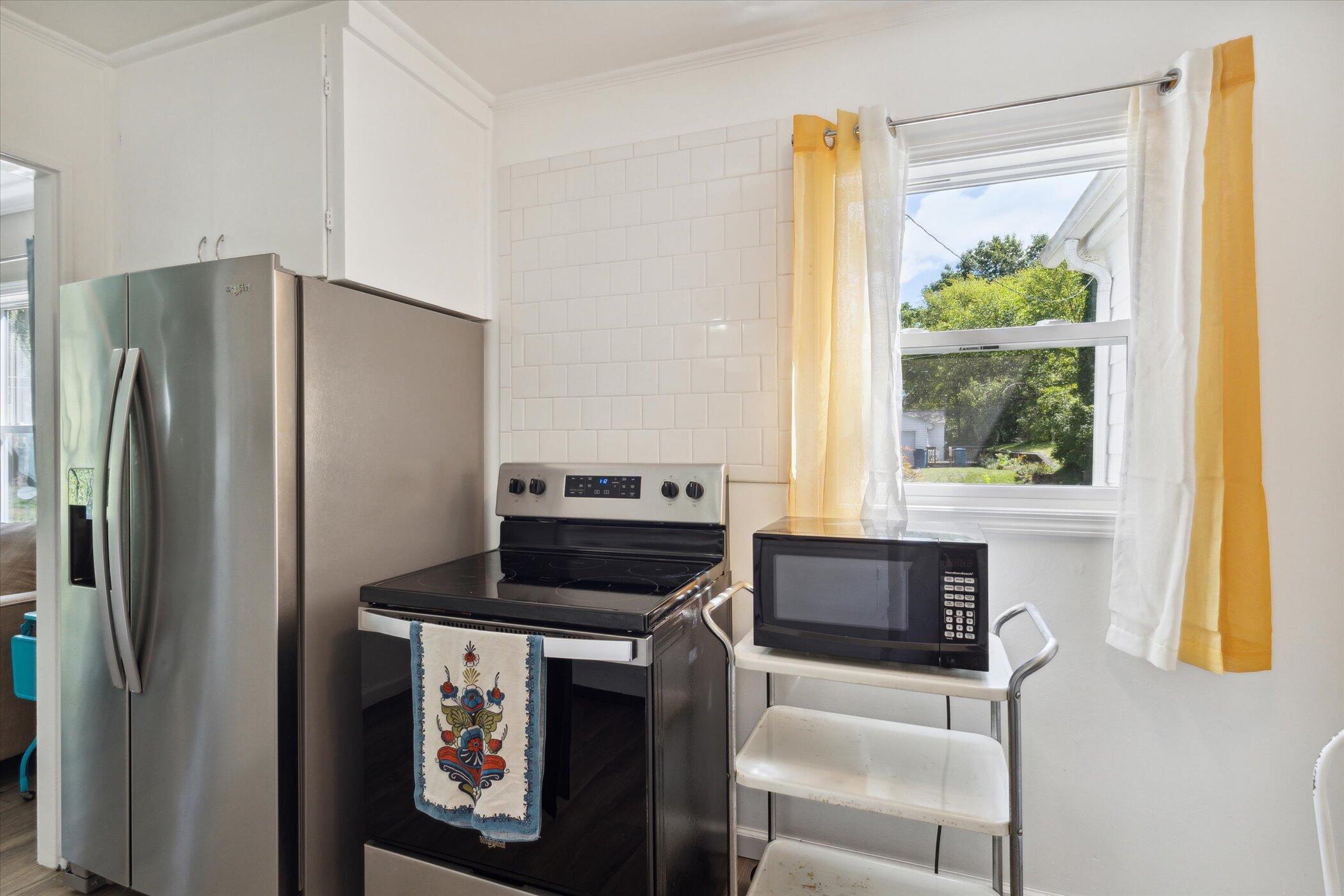 2447 Hillsdale Avenue