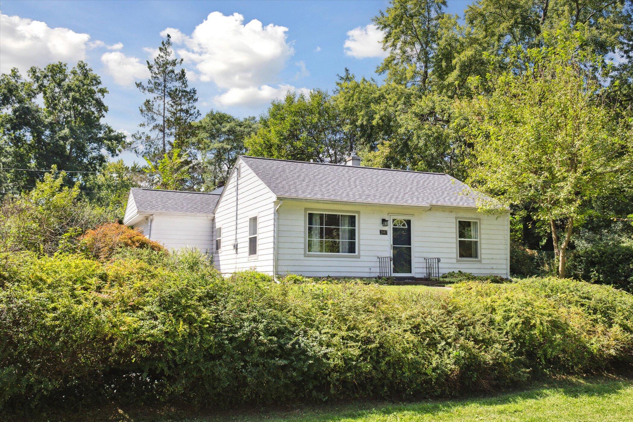 2447 Hillsdale Avenue