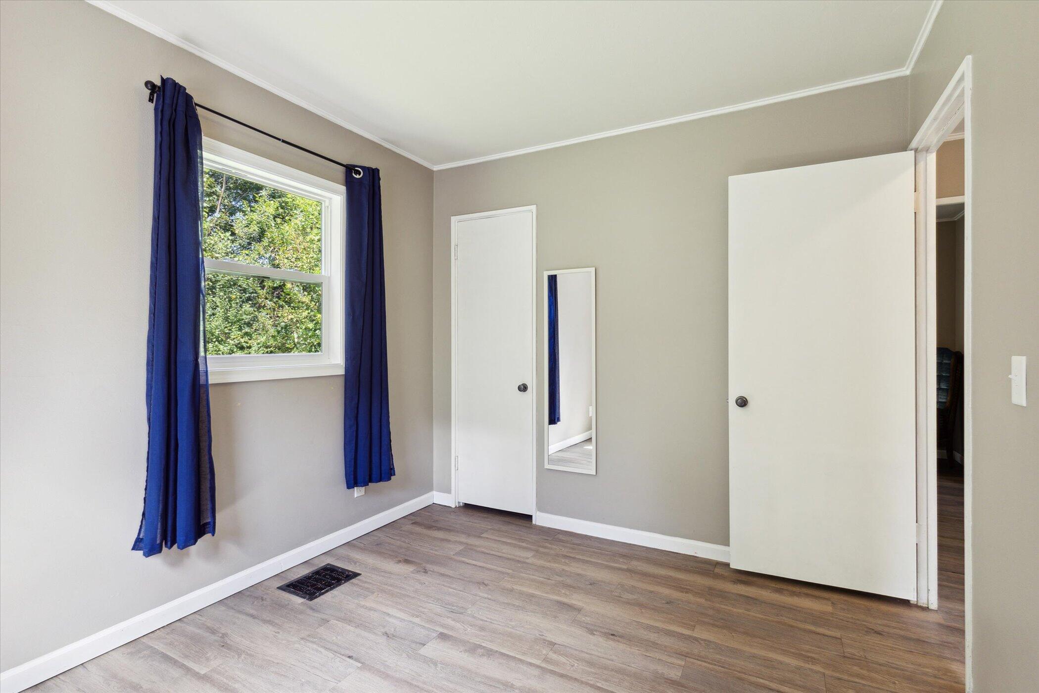 2447 Hillsdale Avenue