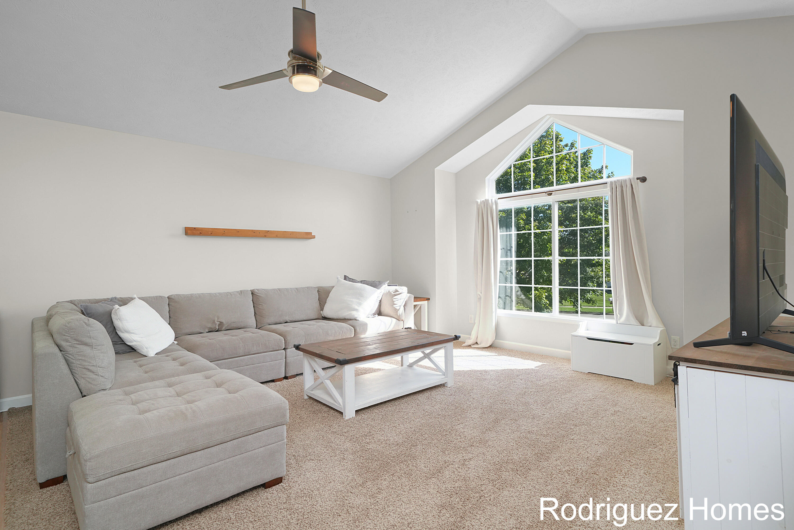 11085 Stanford Avenue