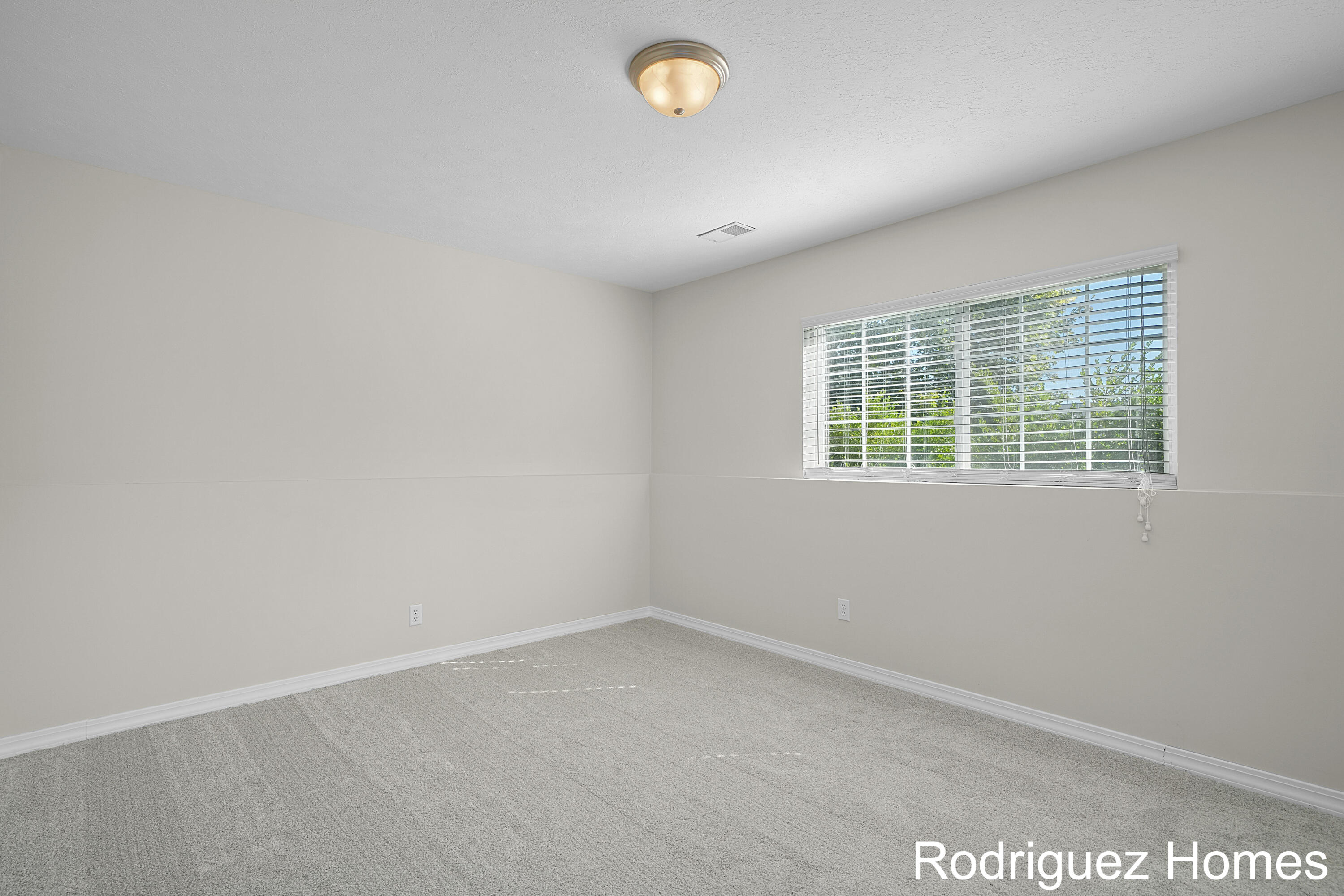 11085 Stanford Avenue