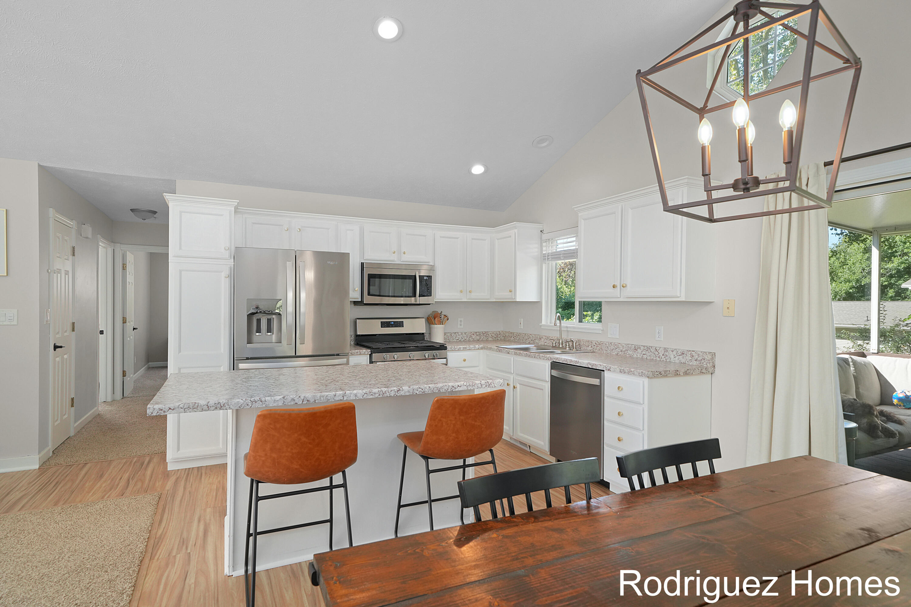 11085 Stanford Avenue