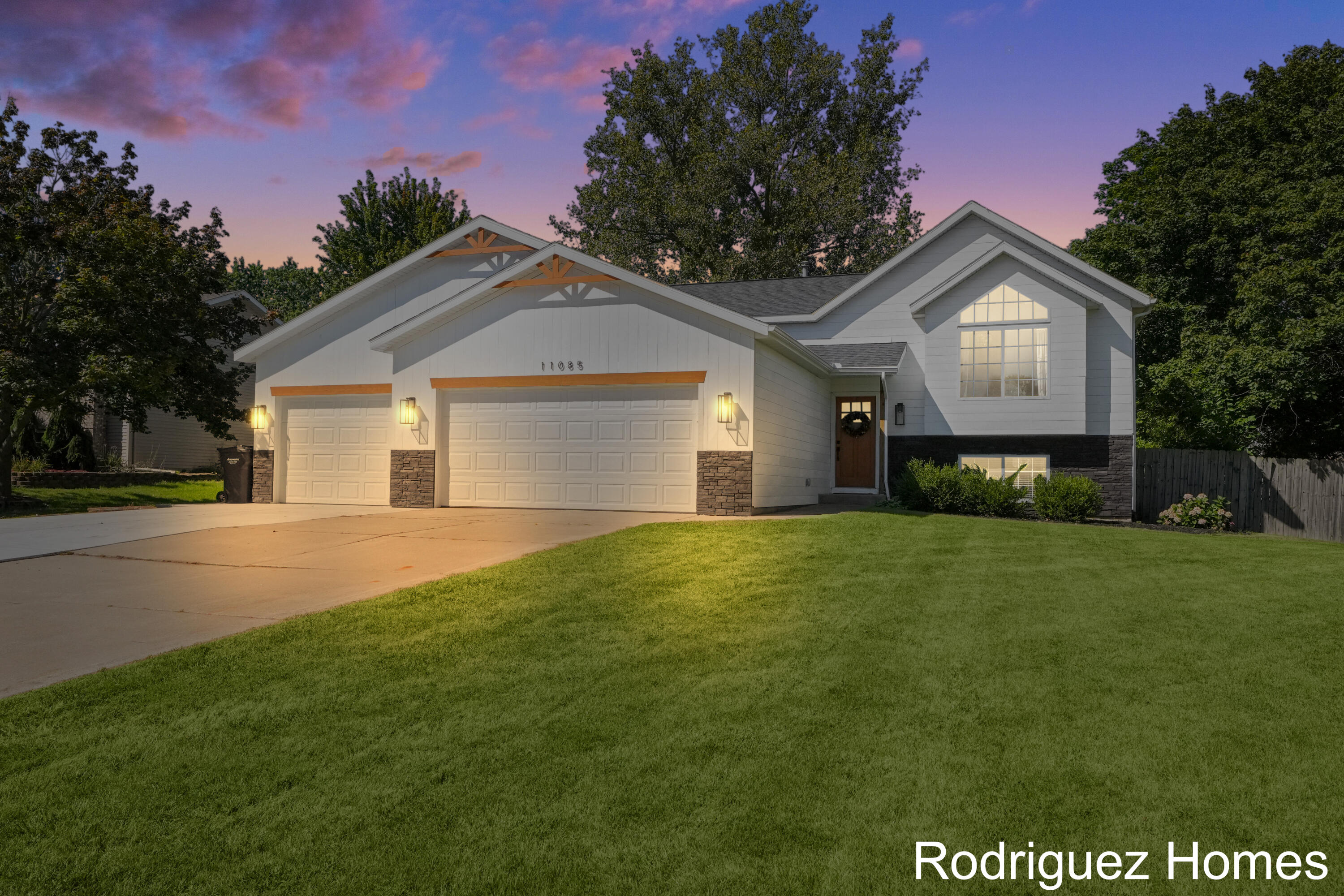 11085 Stanford Avenue