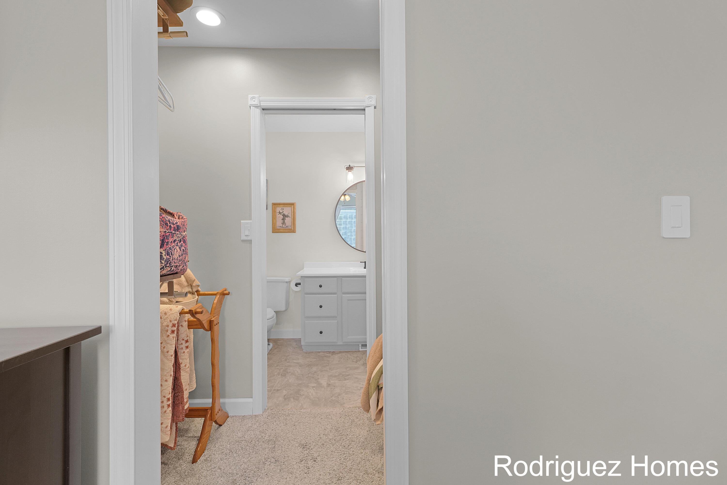 11085 Stanford Avenue