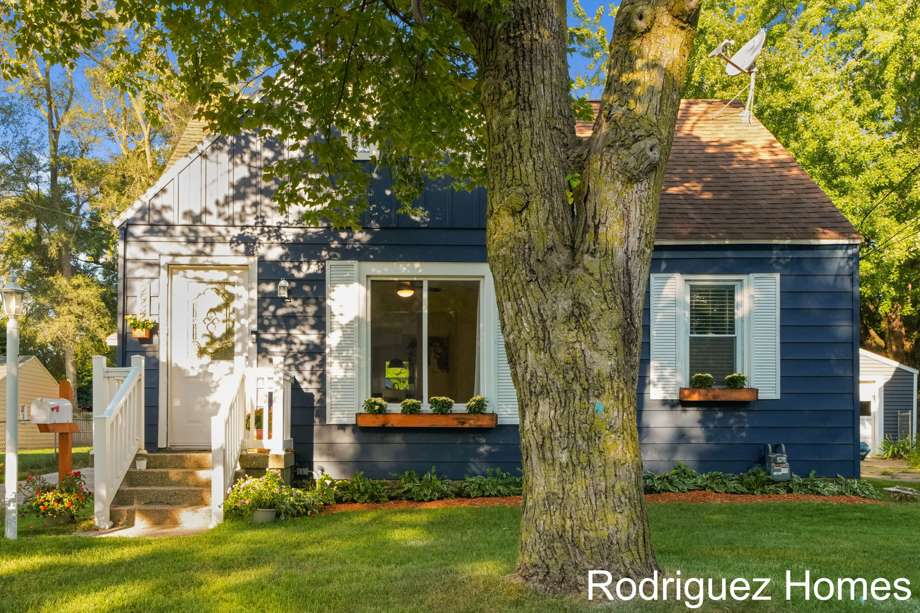 2937 Highgate Avenue SW