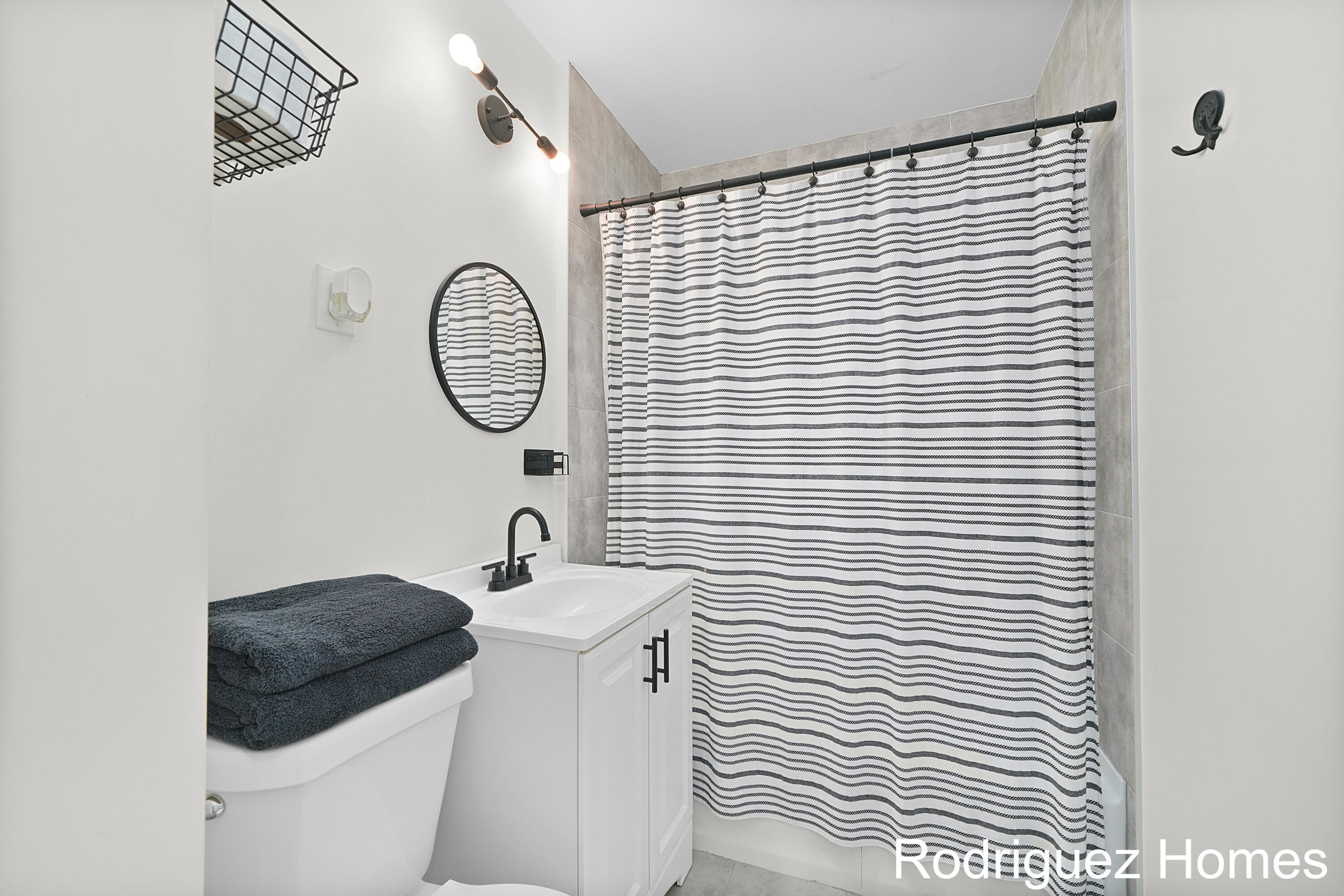 2937 Highgate Avenue SW