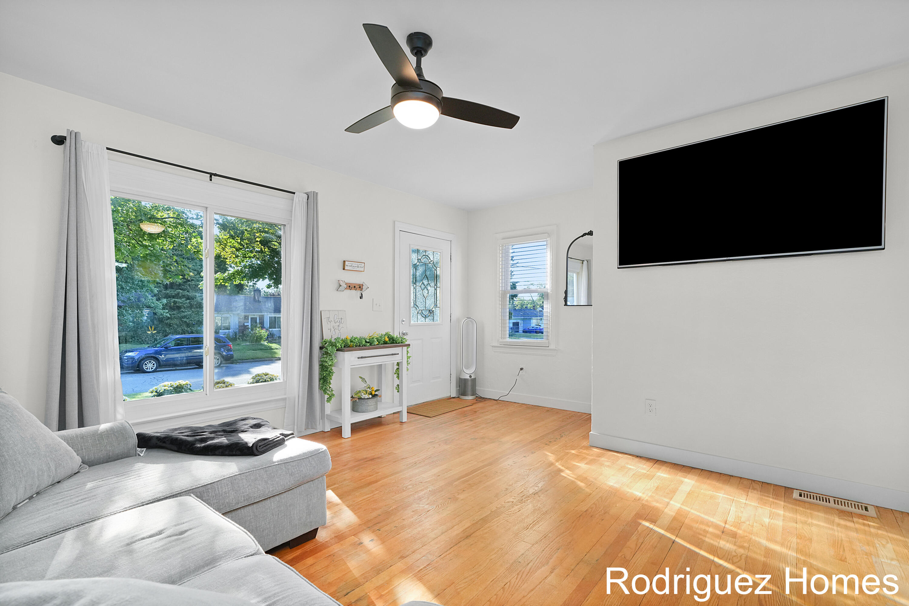 2937 Highgate Avenue SW