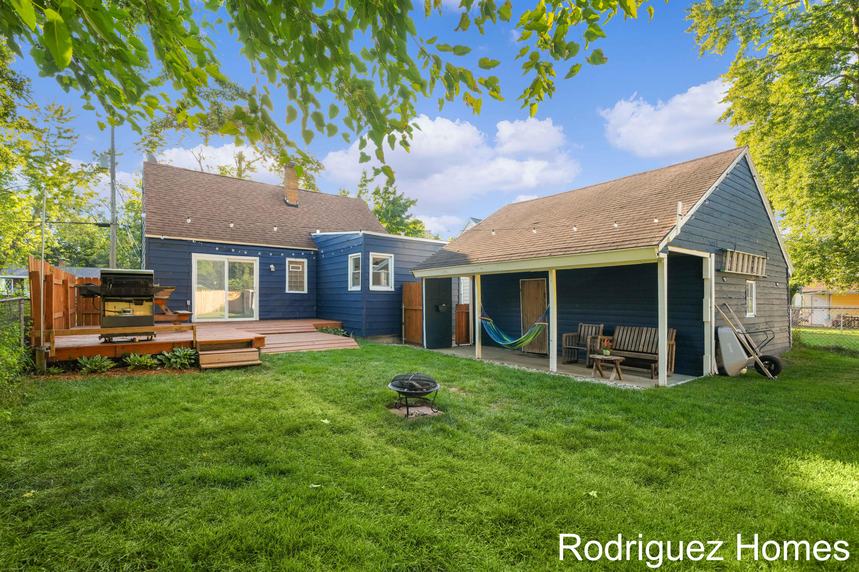 2937 Highgate Avenue SW