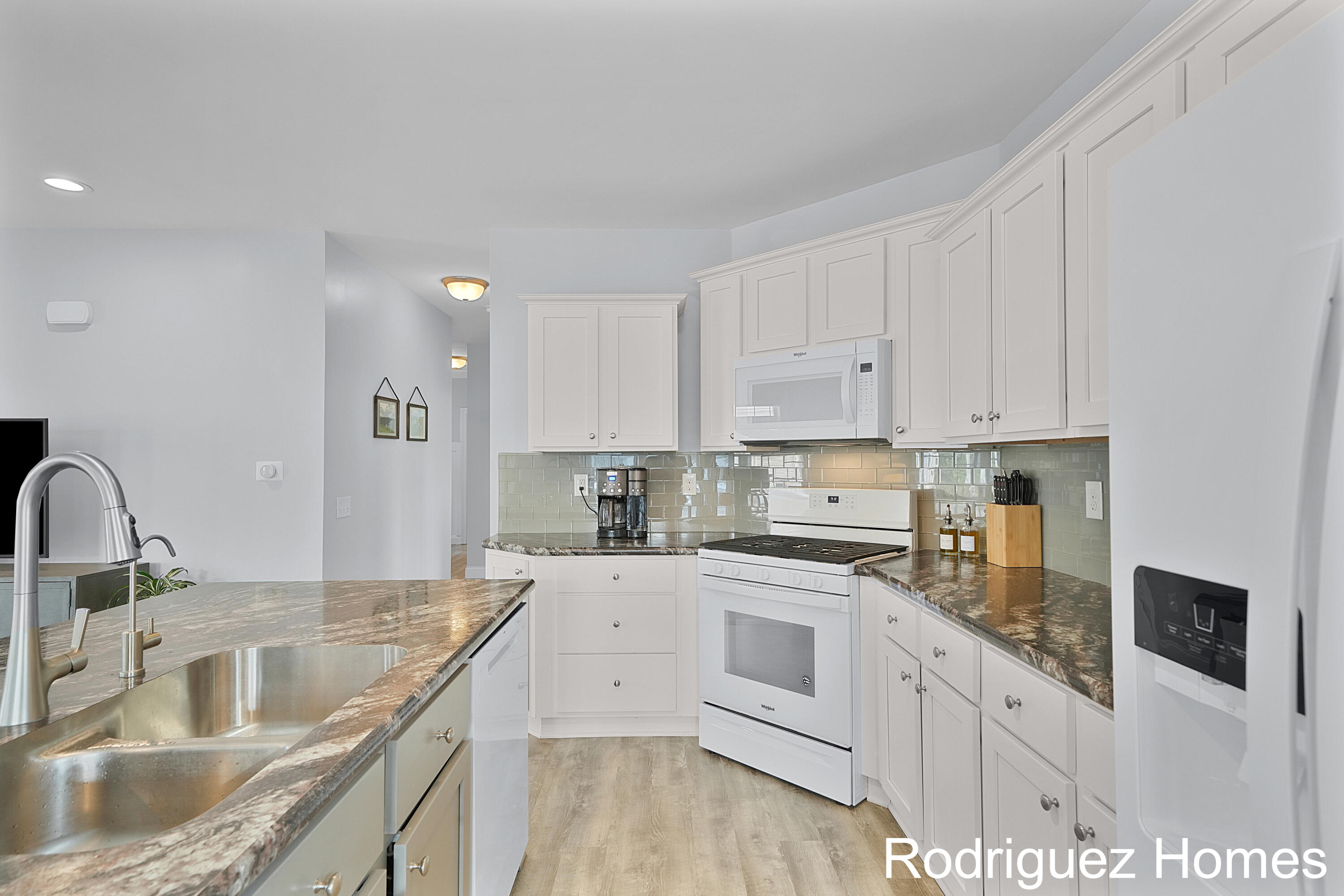 1855 Herrick Avenue NE