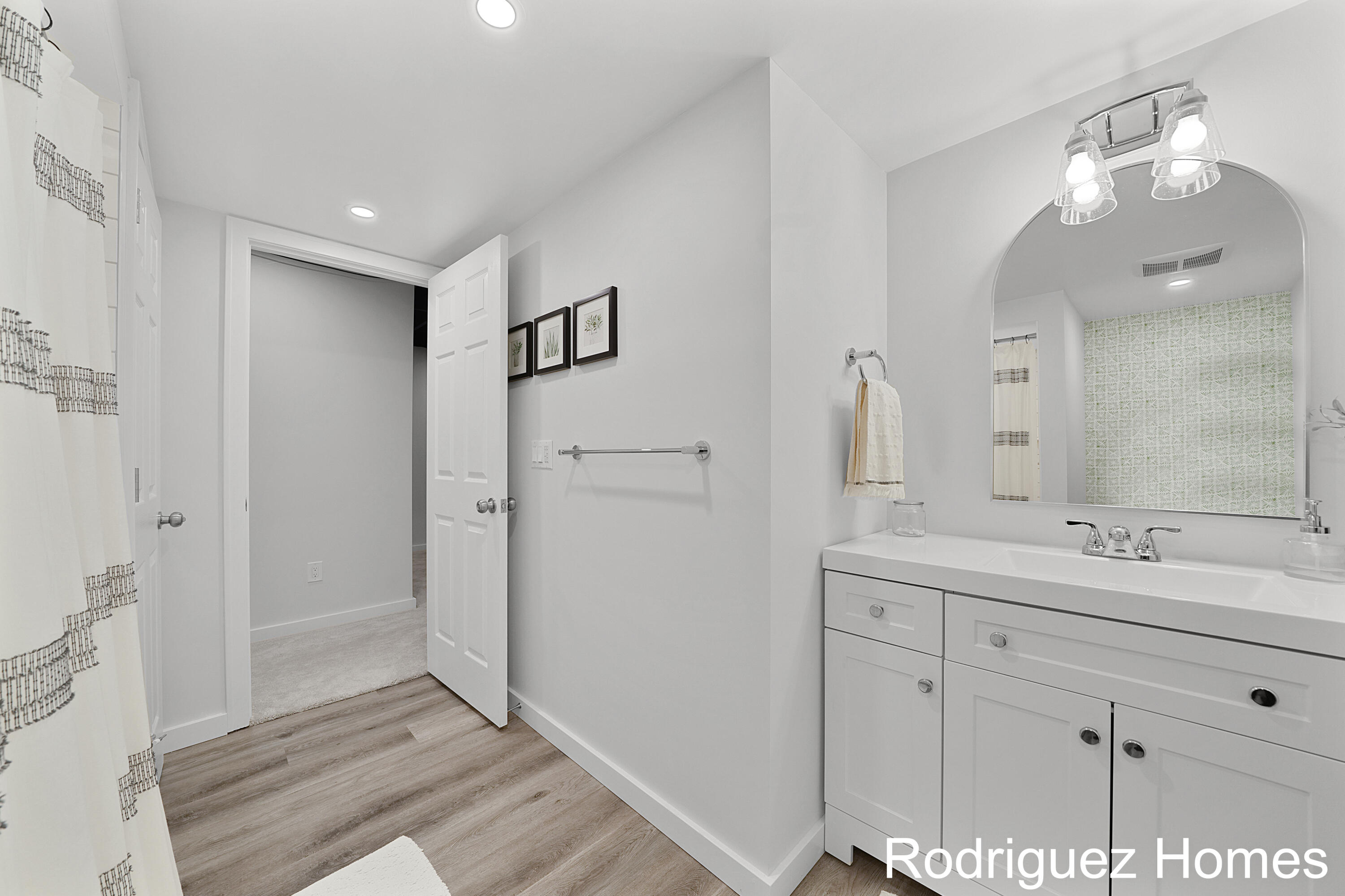 1855 Herrick Avenue NE