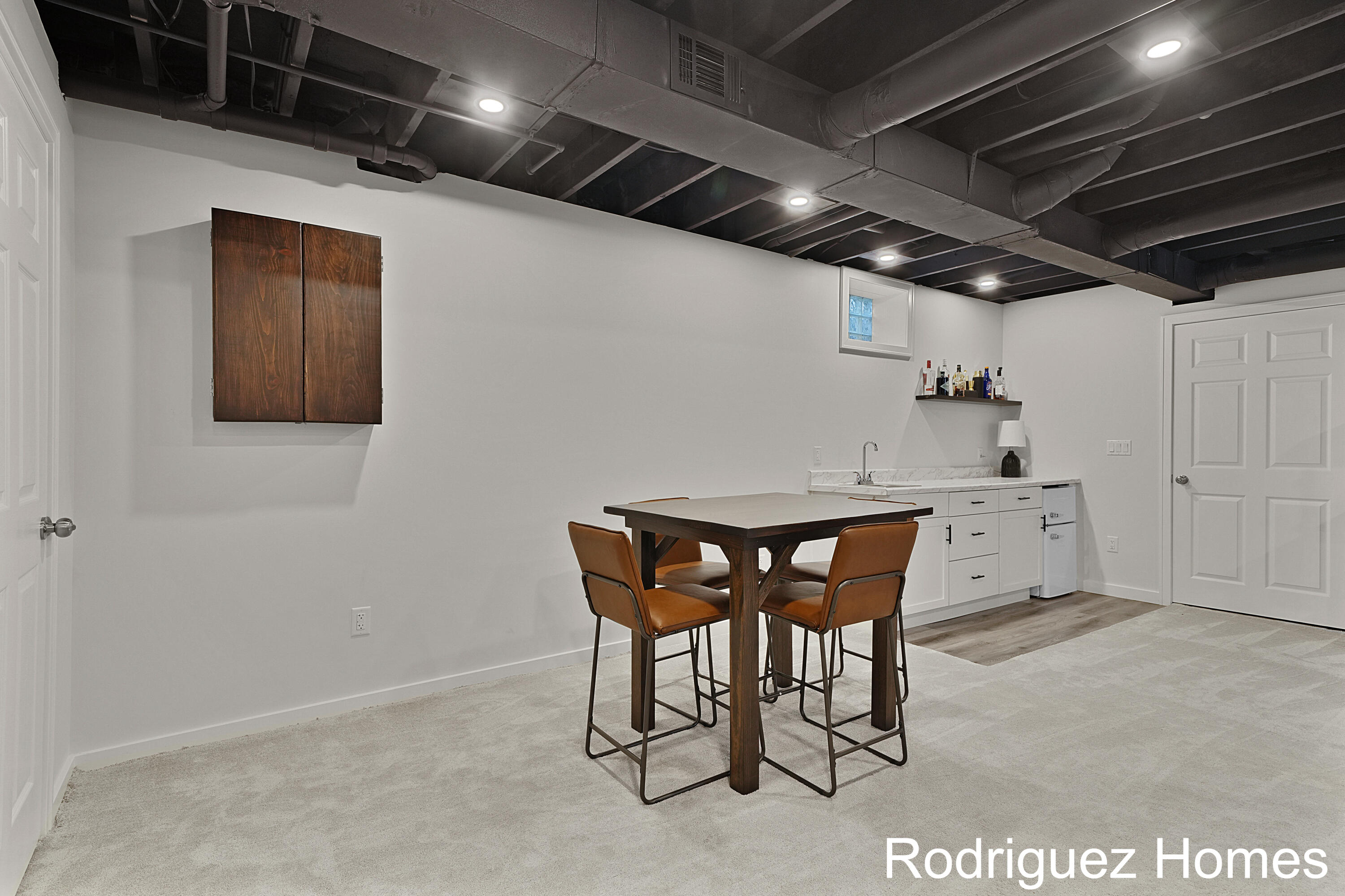 1855 Herrick Avenue NE