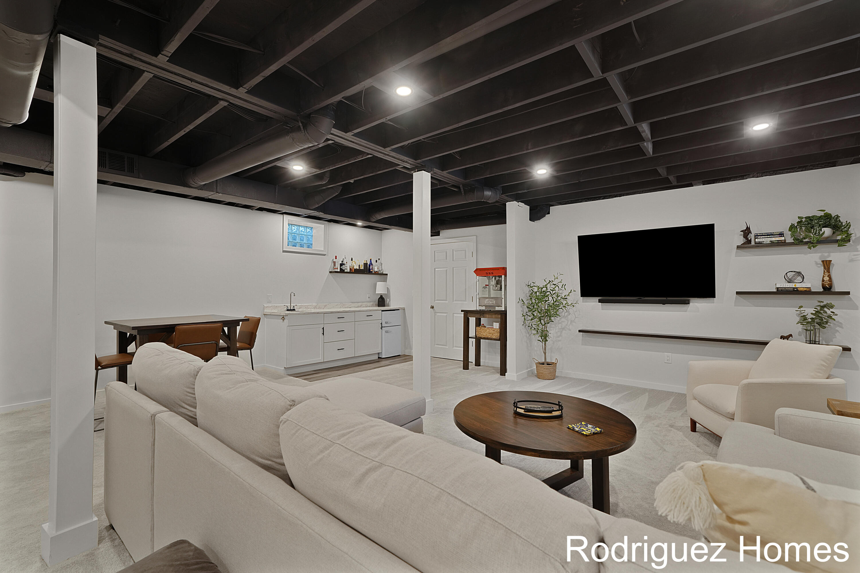 1855 Herrick Avenue NE