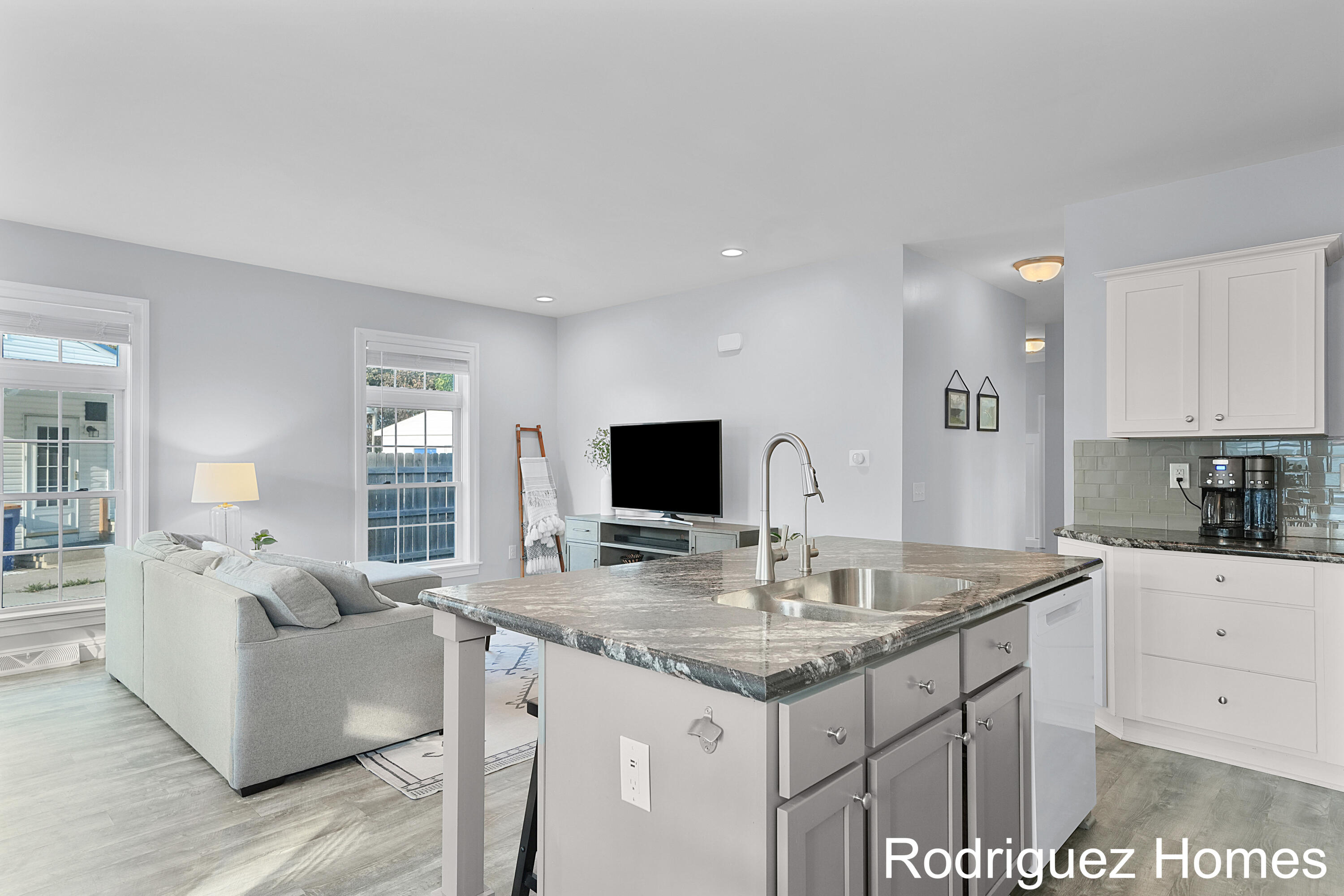 1855 Herrick Avenue NE