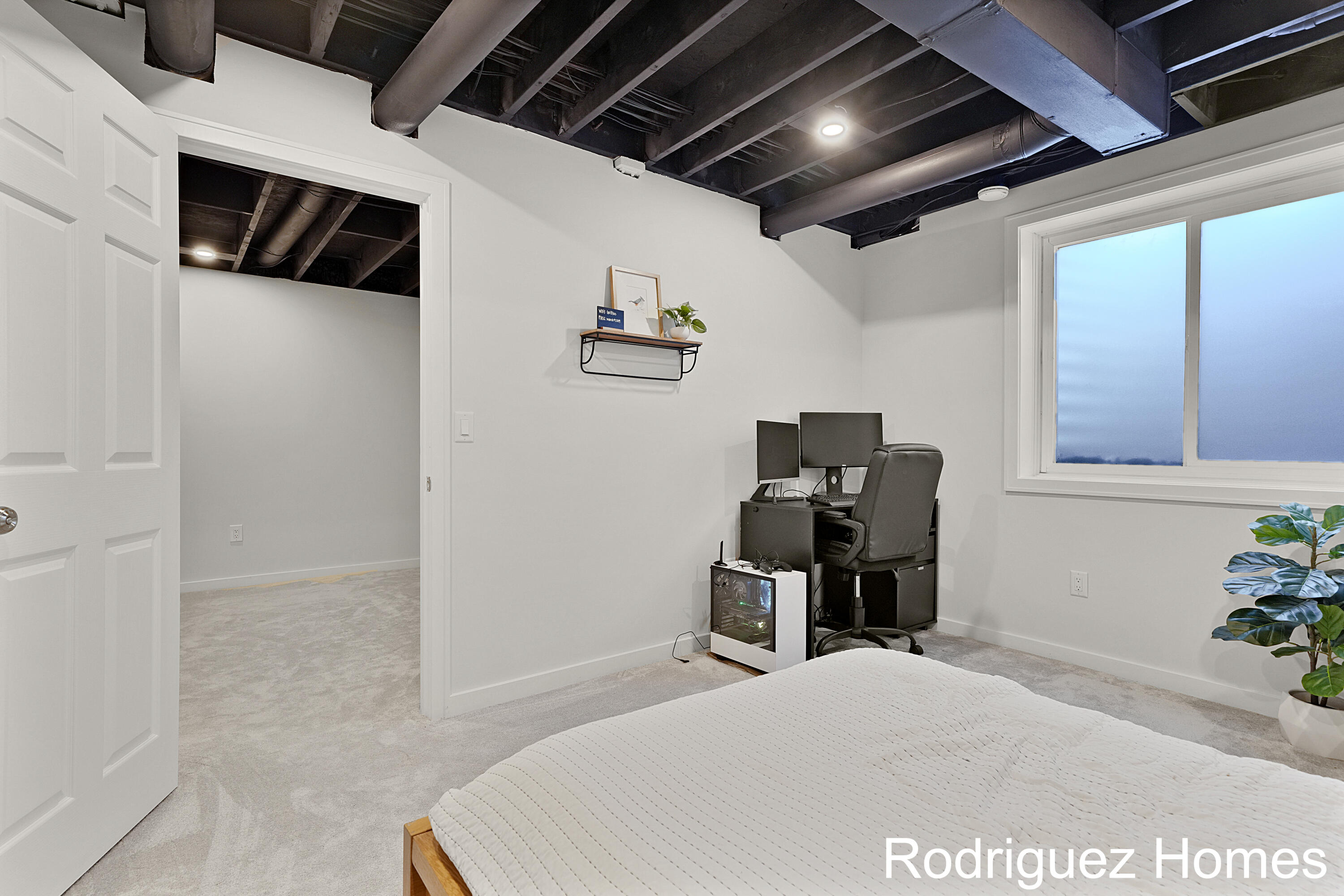 1855 Herrick Avenue NE