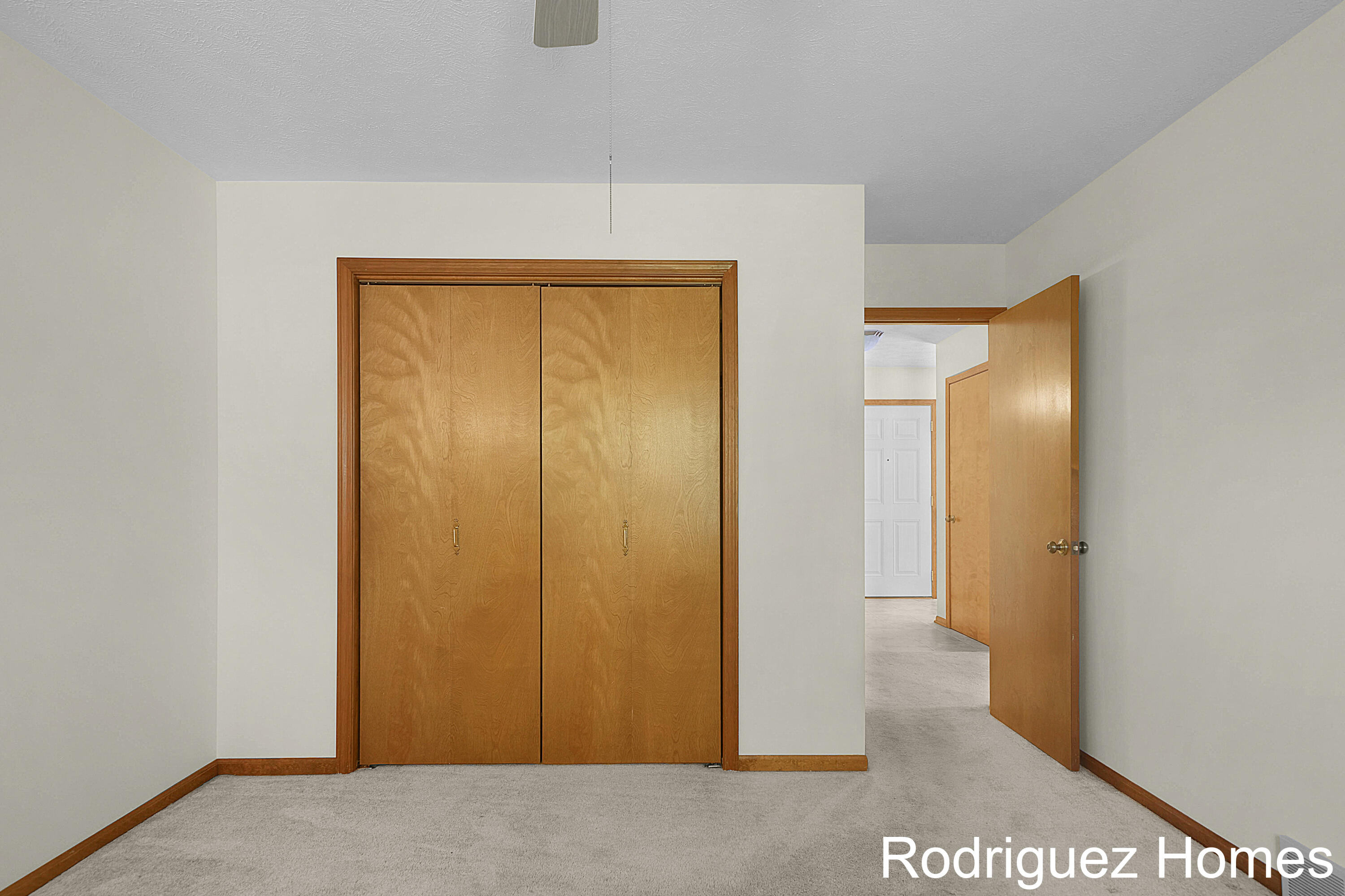 50 Skyline Circle NW