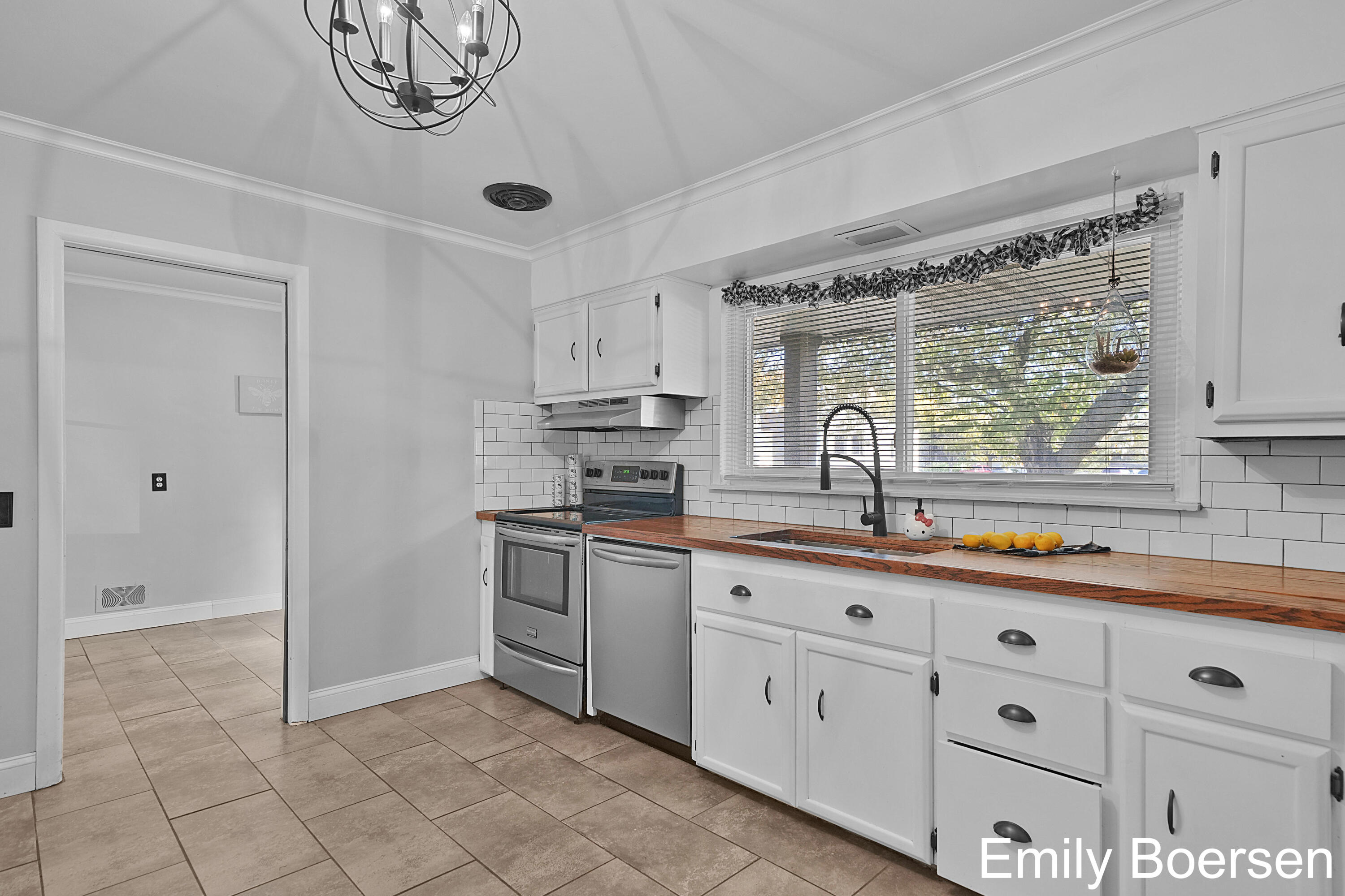 335 Edison Park Avenue NW