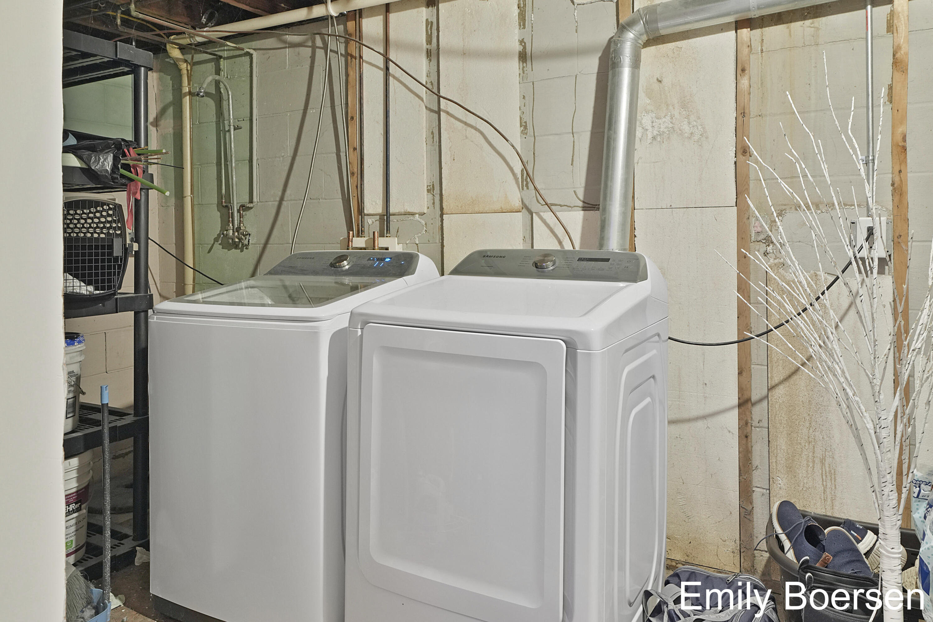 335 Edison Park Avenue NW