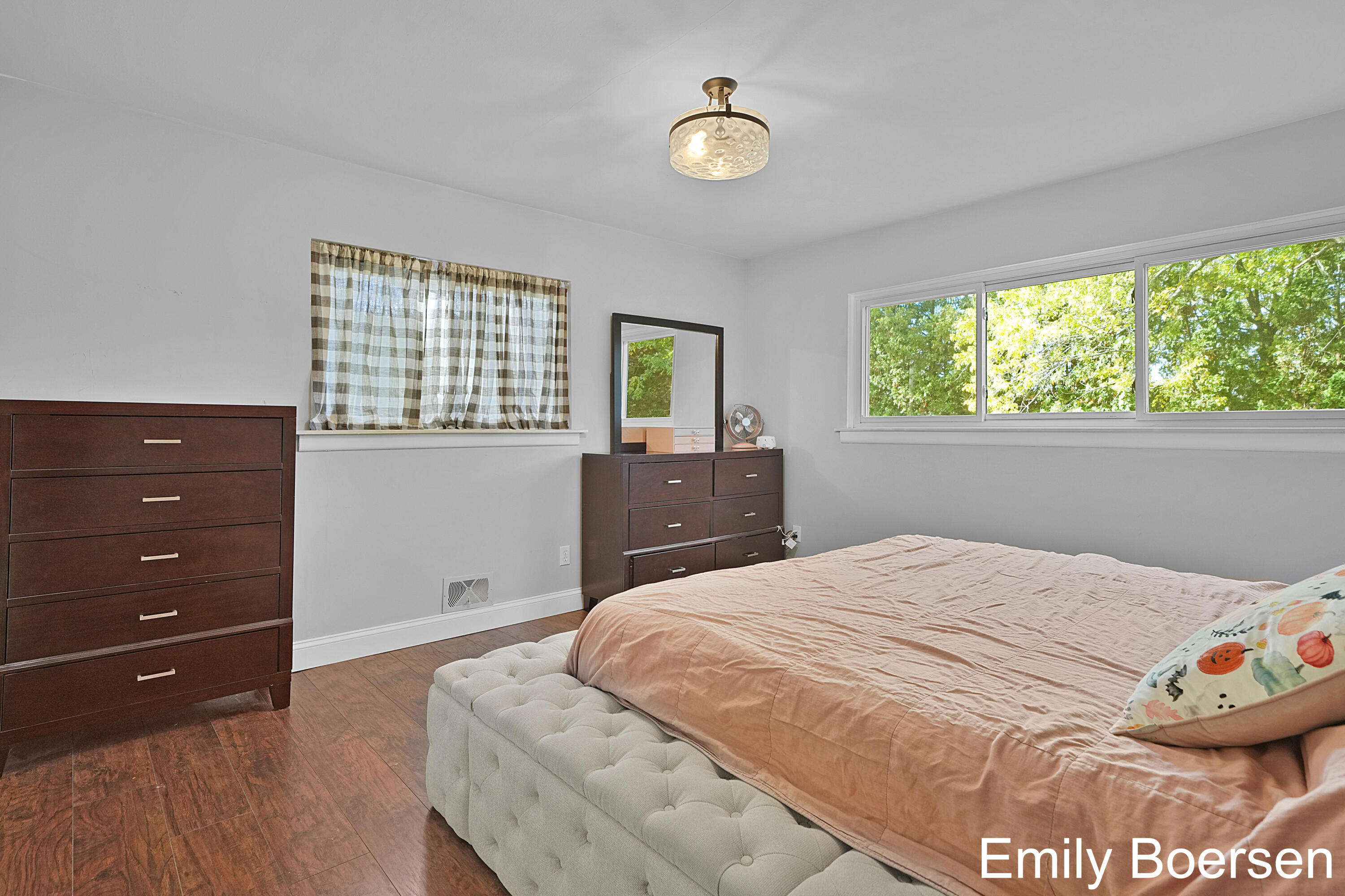 335 Edison Park Avenue NW