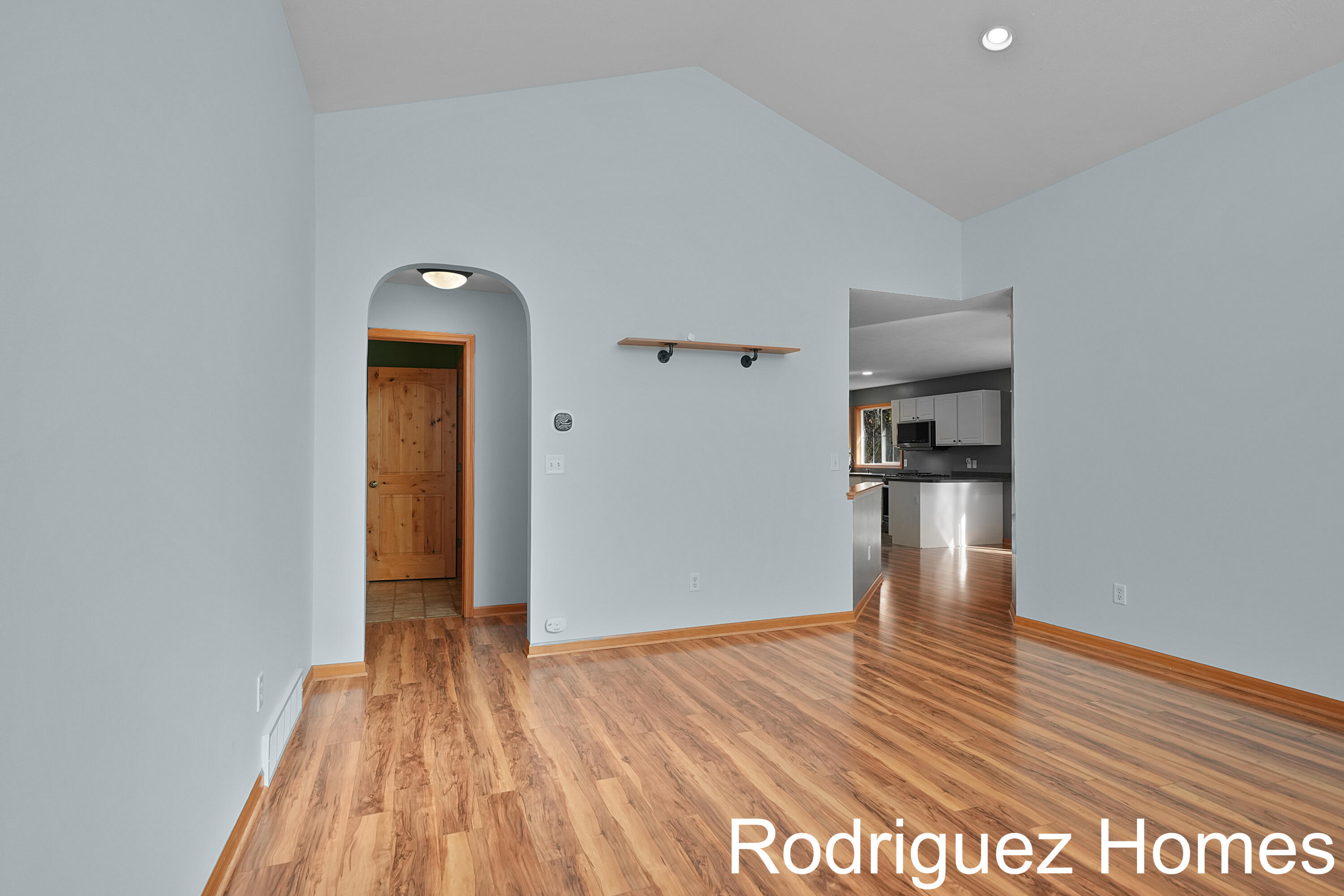 12322 Holmden Drive NE