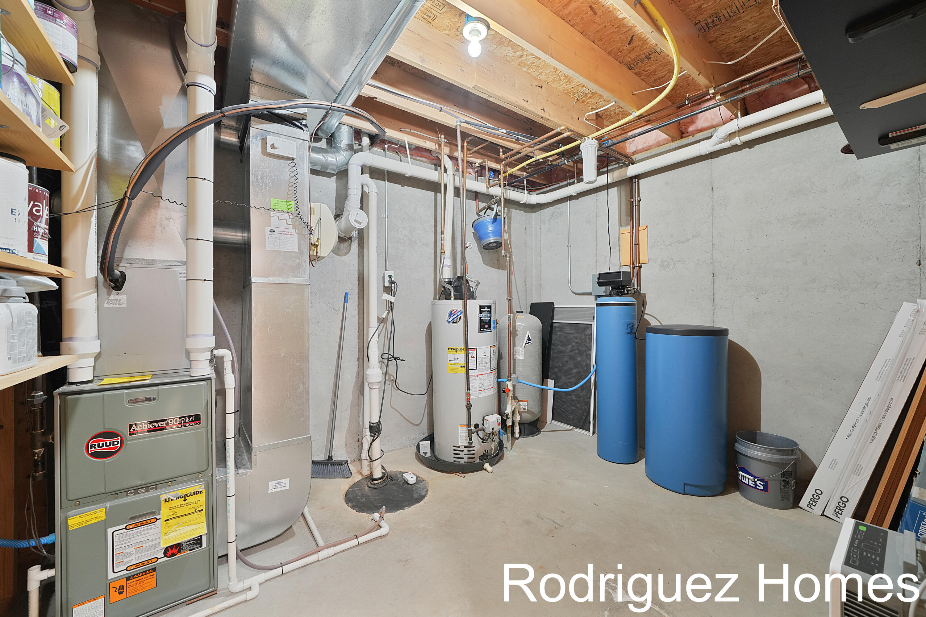 12322 Holmden Drive NE