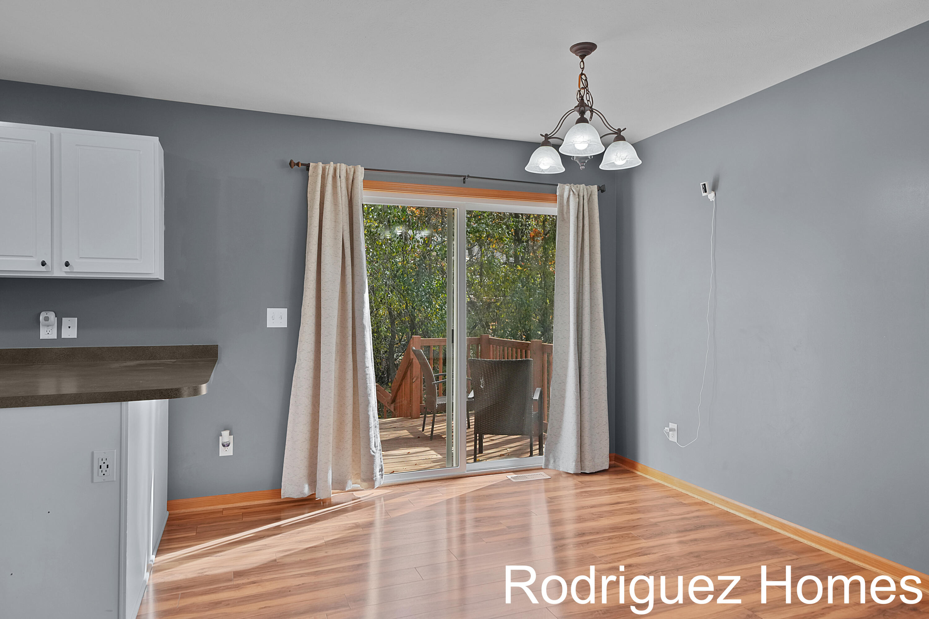 12322 Holmden Drive NE