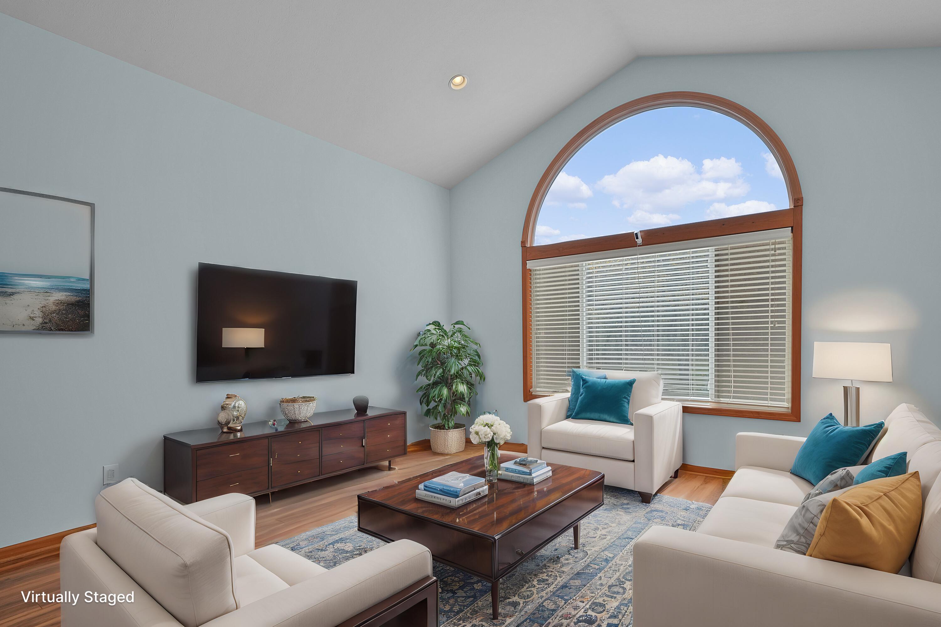 12322 Holmden Drive NE