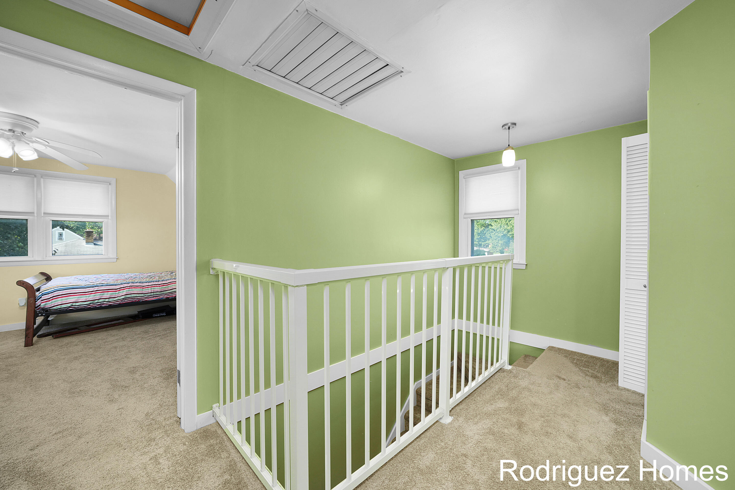 3815 Benjamin Avenue NE