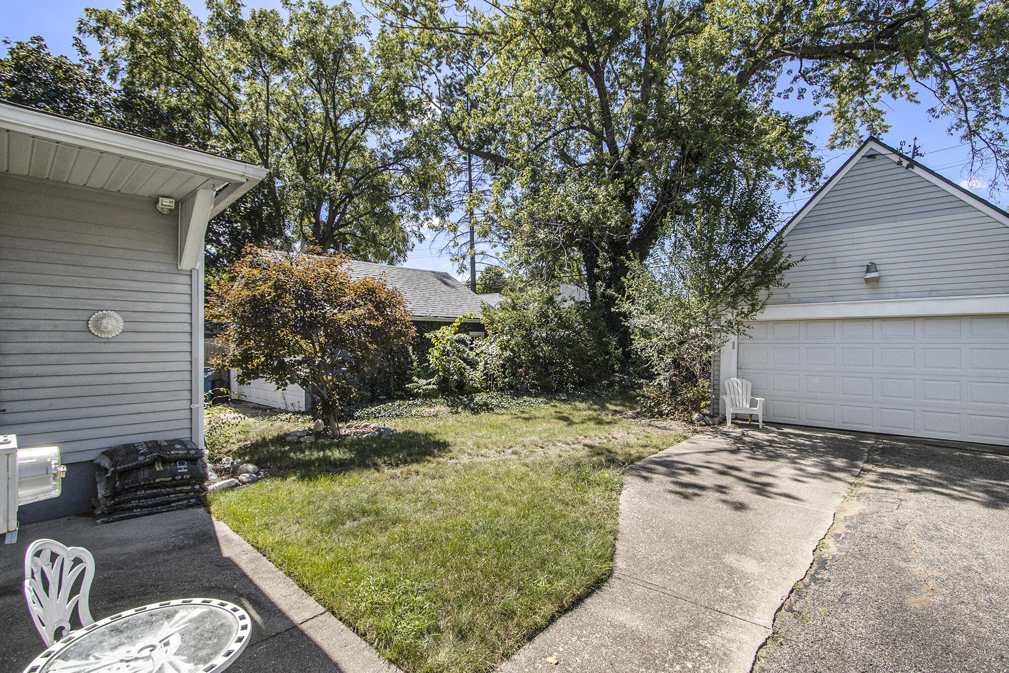 19 La Vista Boulevard N