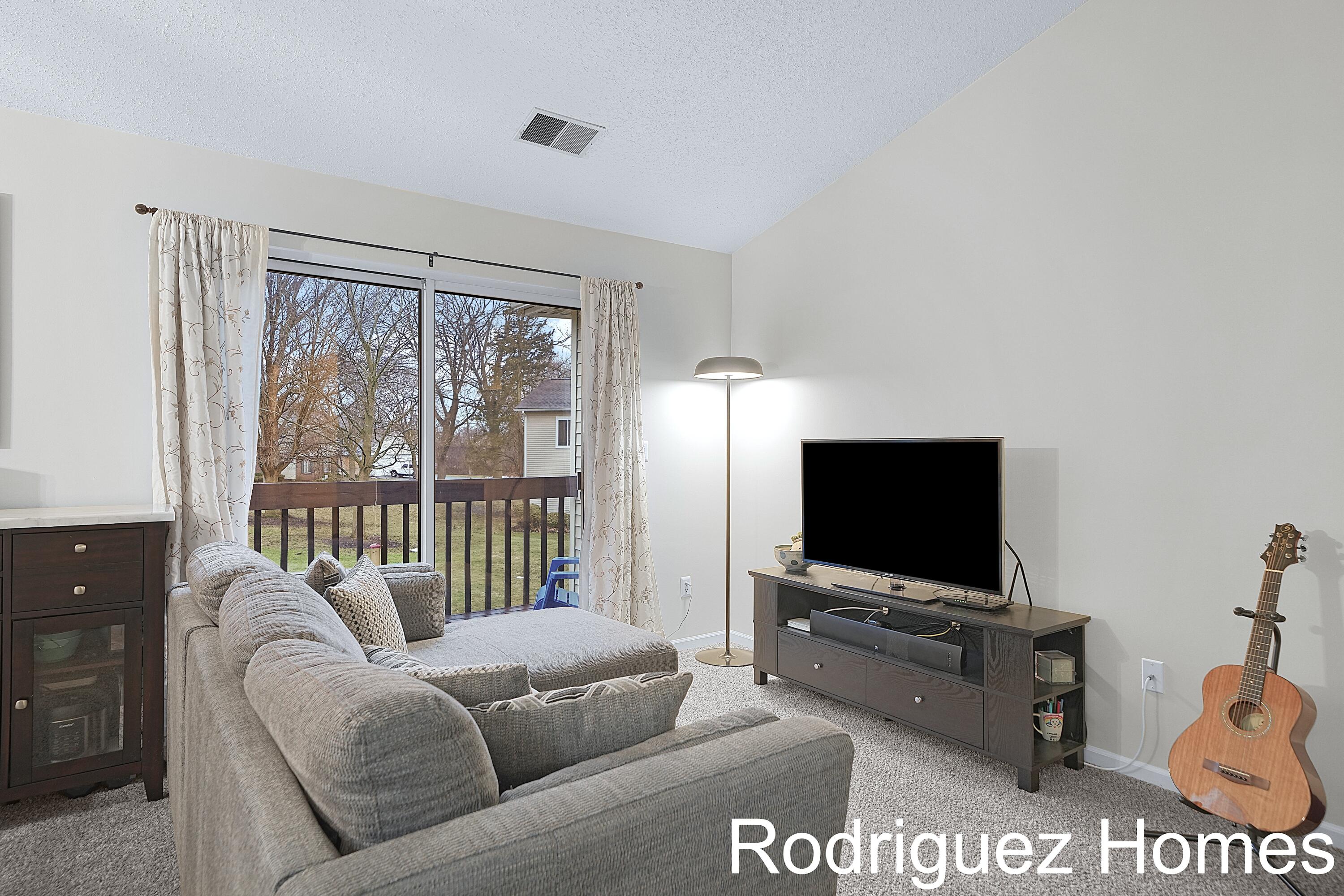 3168 Windcrest Drive NE