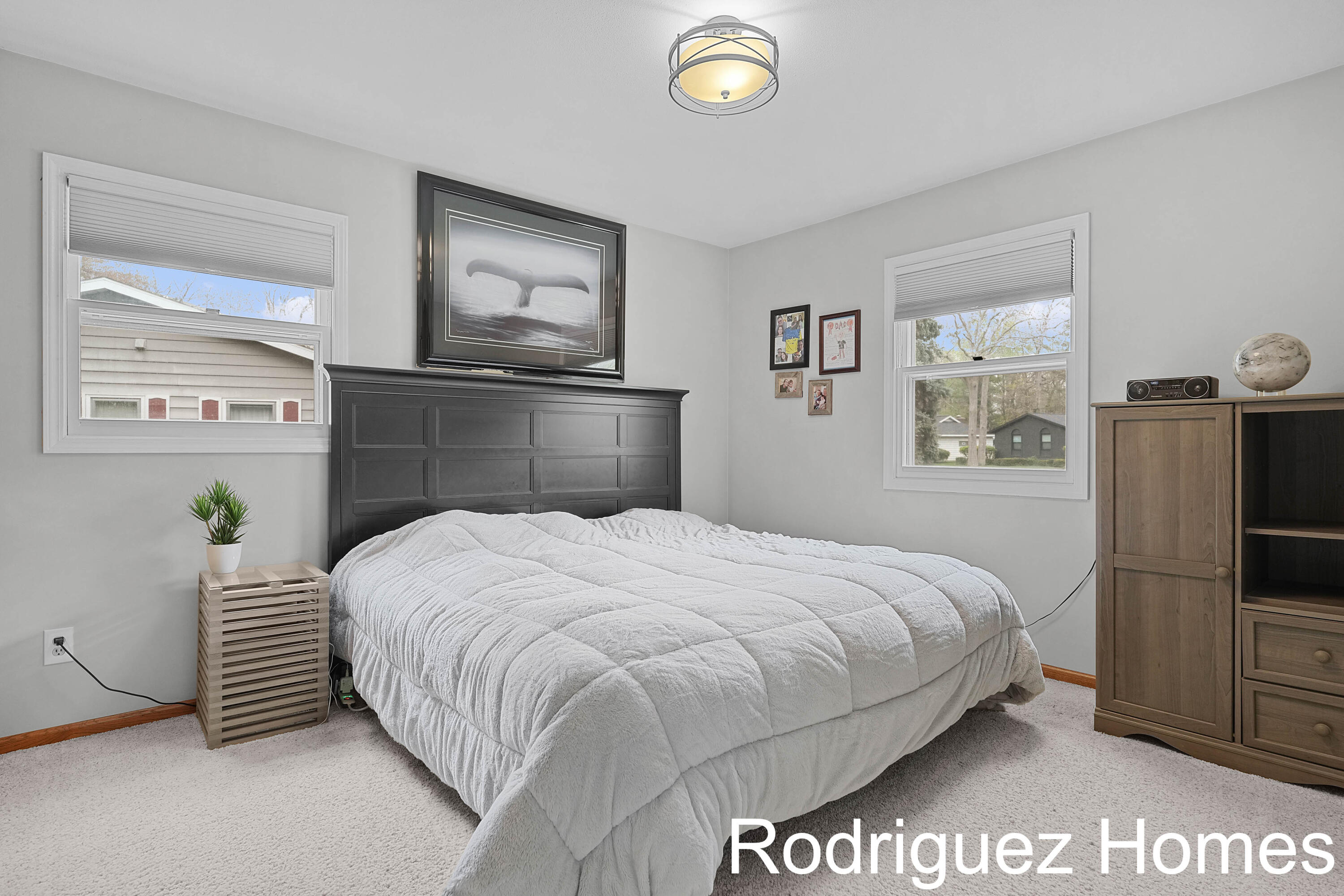 6895 Pinebrook Drive