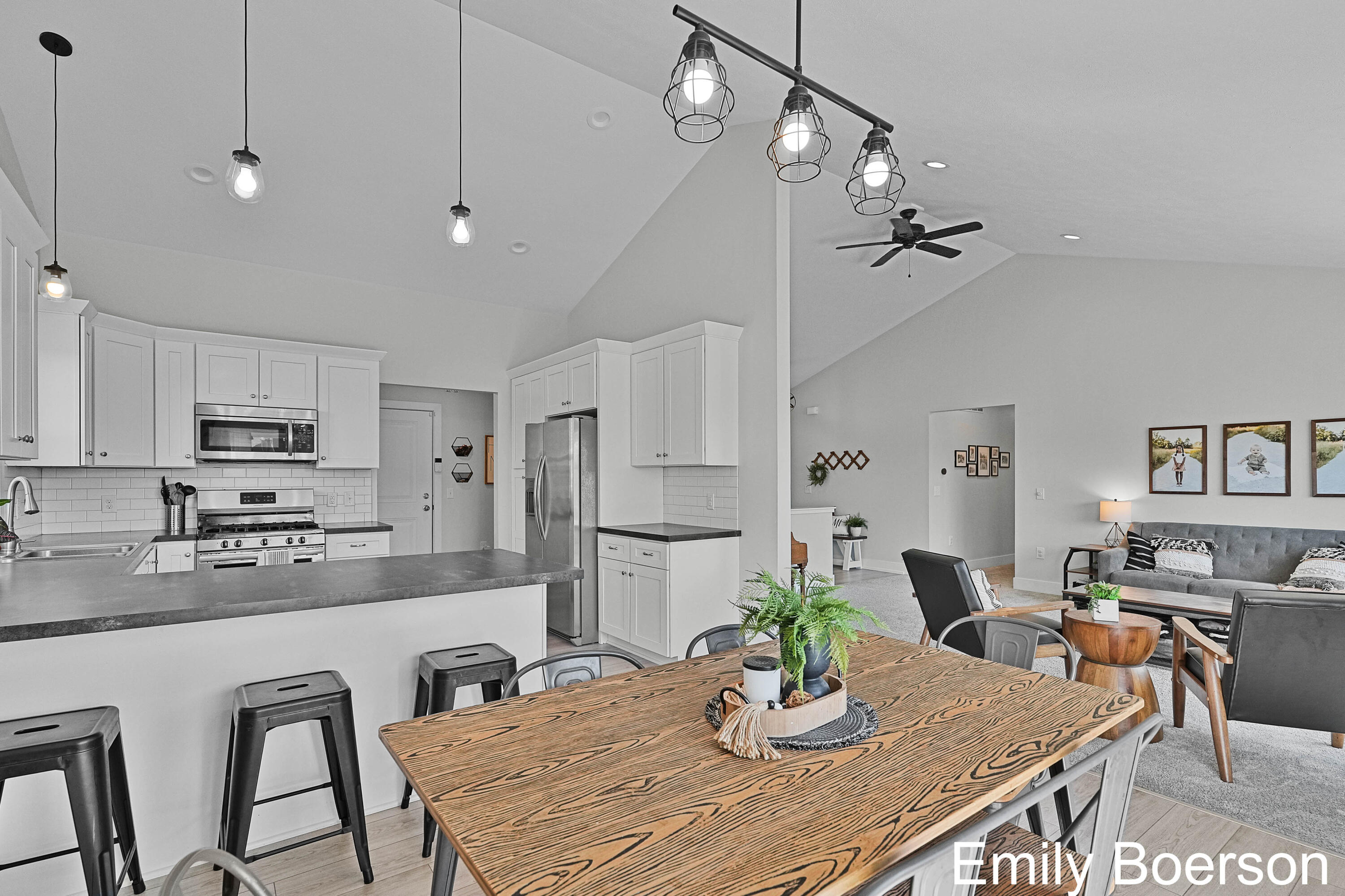 10535 Richfield Lane