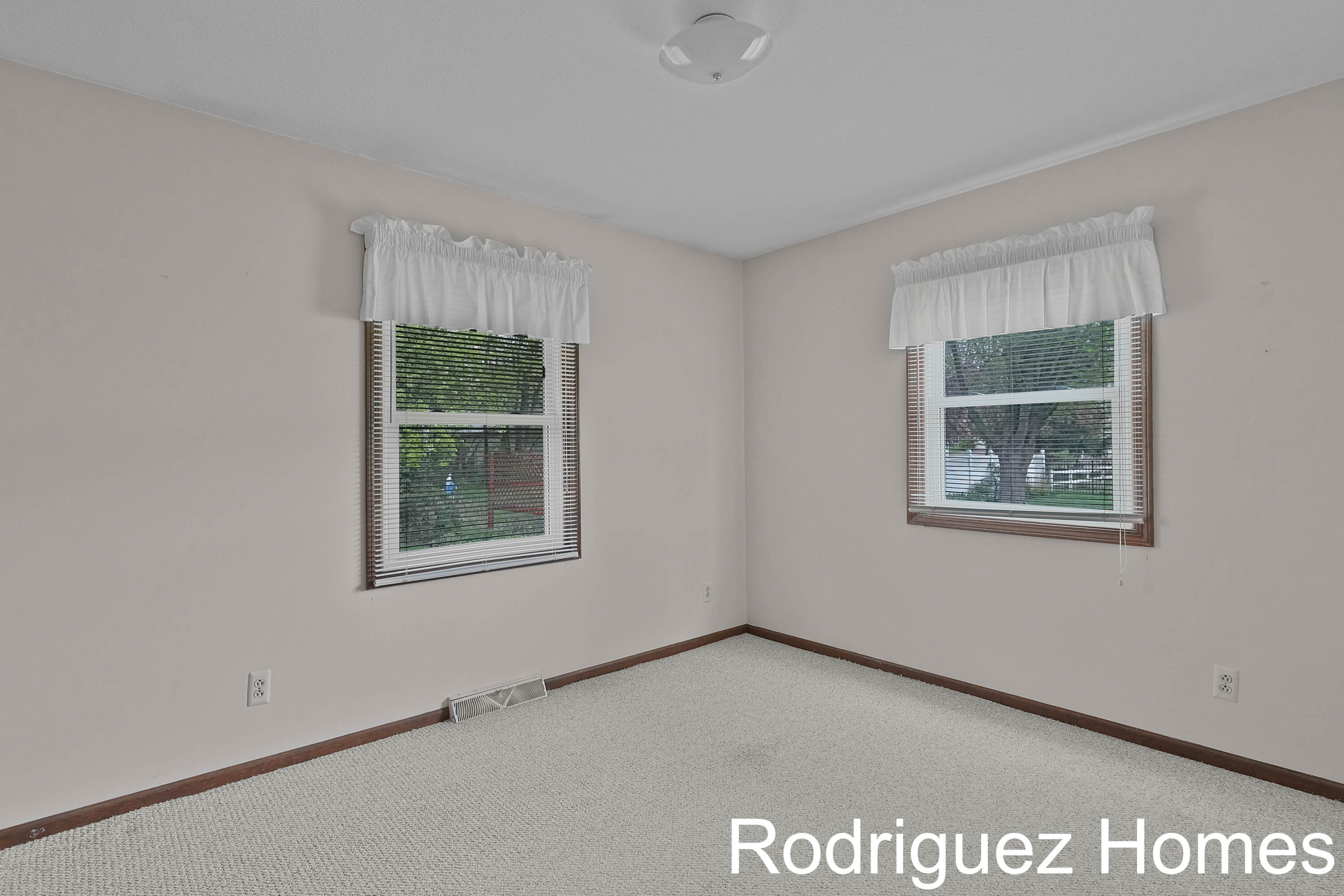 4770 Sheri Lynn Drive SW