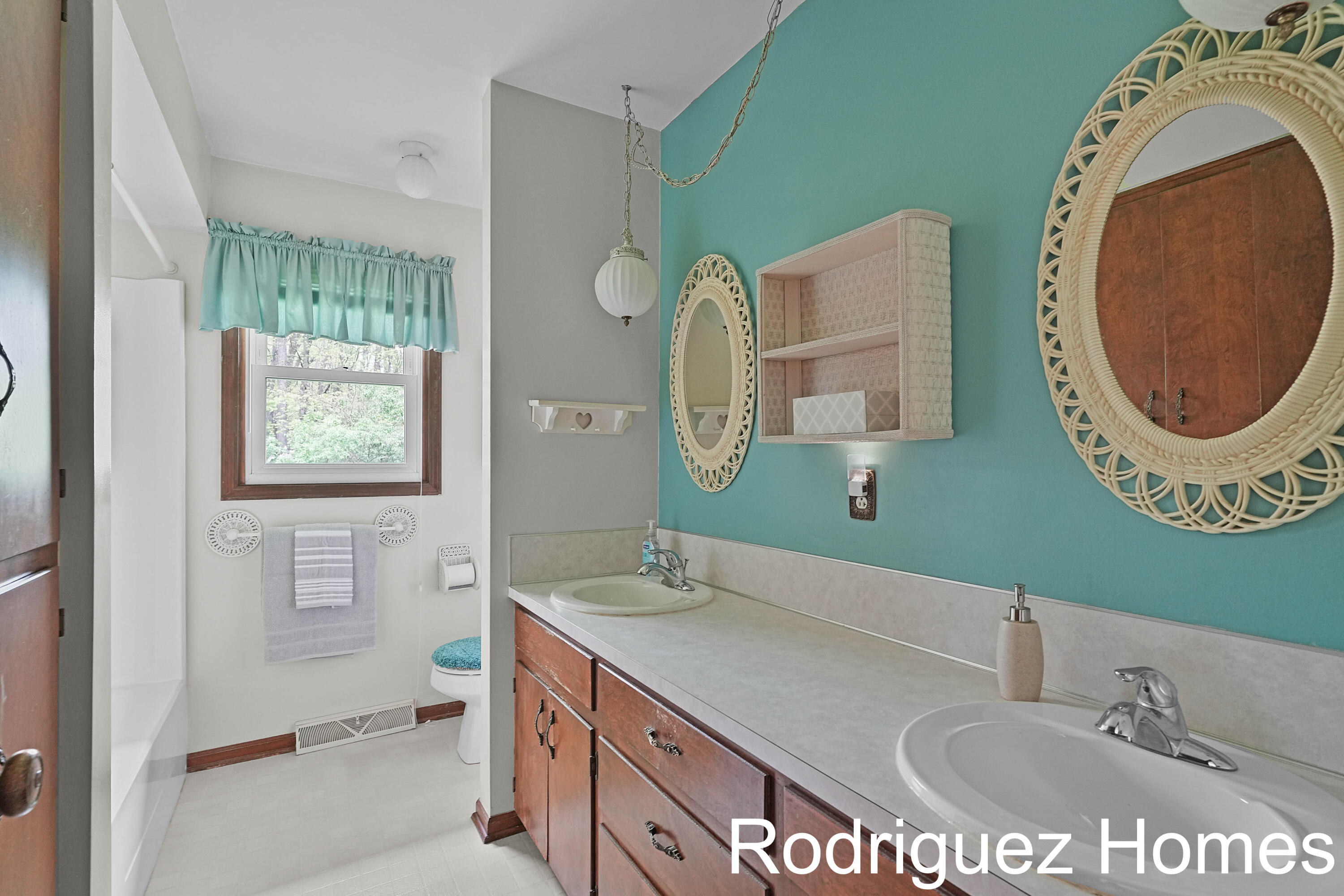 4770 Sheri Lynn Drive SW