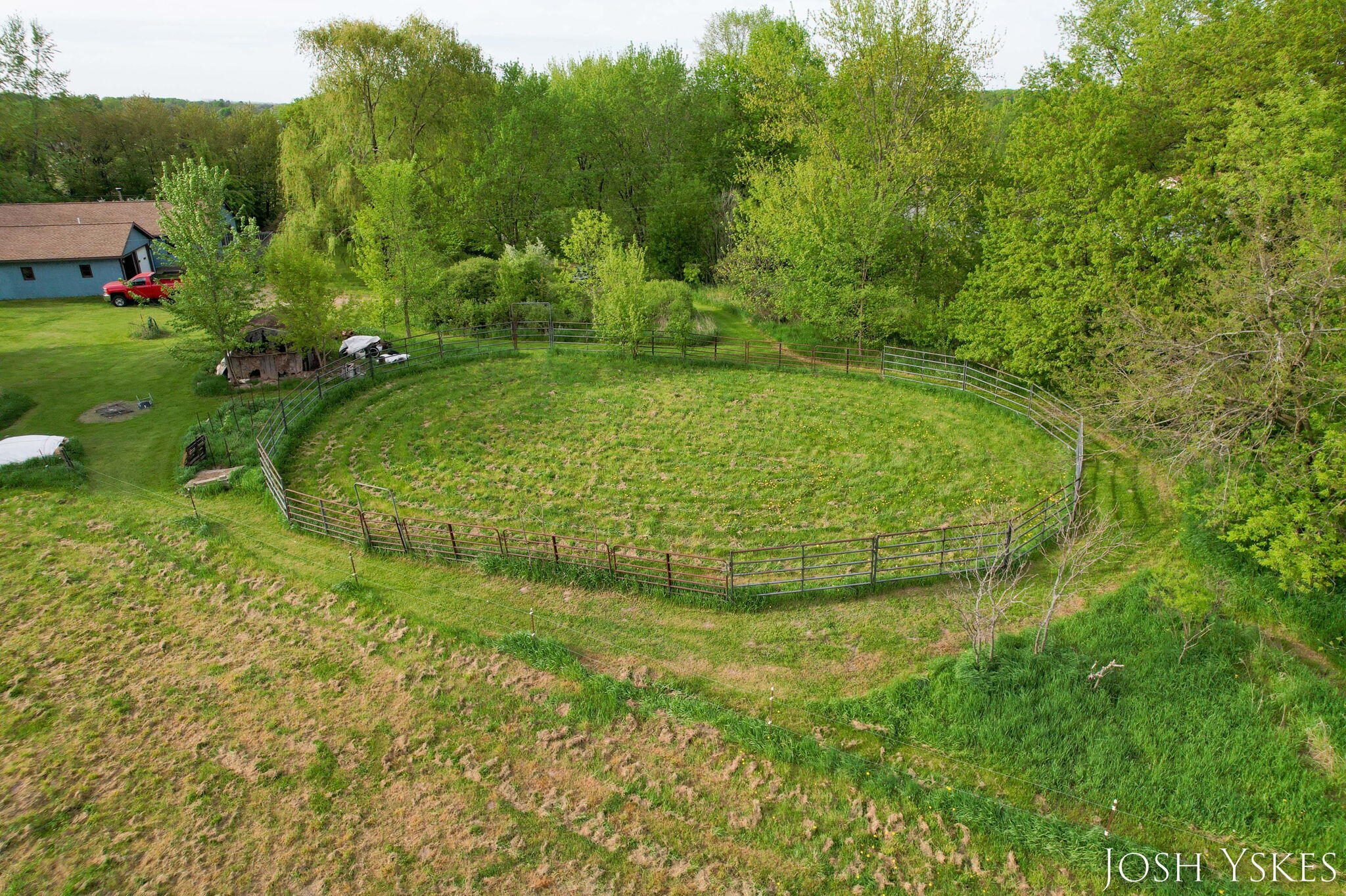 160 Broman Street NE