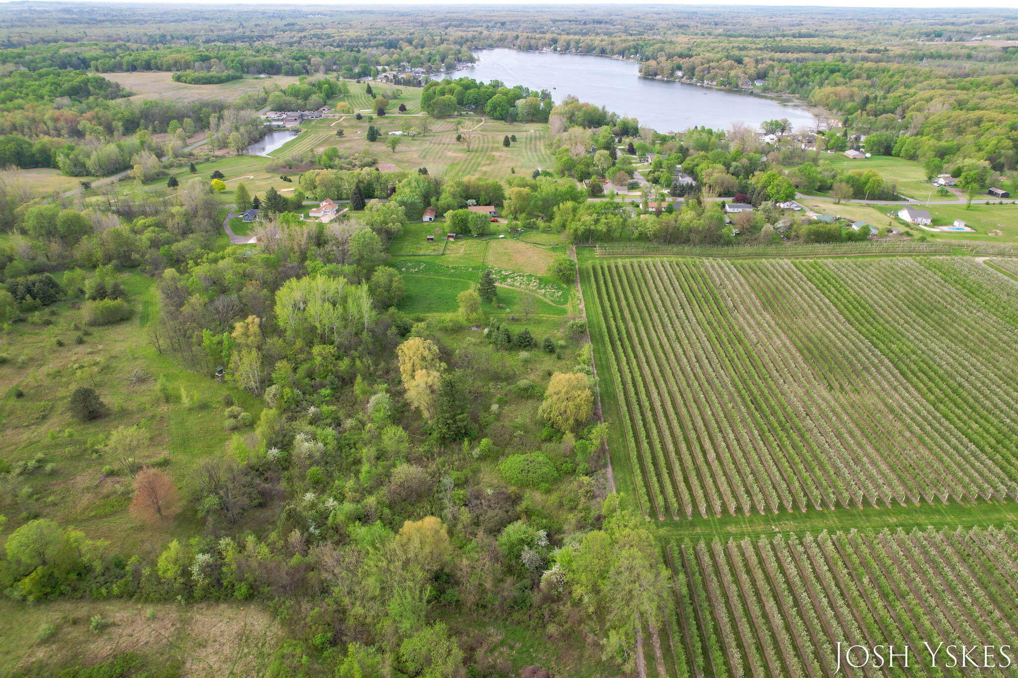 160 Broman Street NE