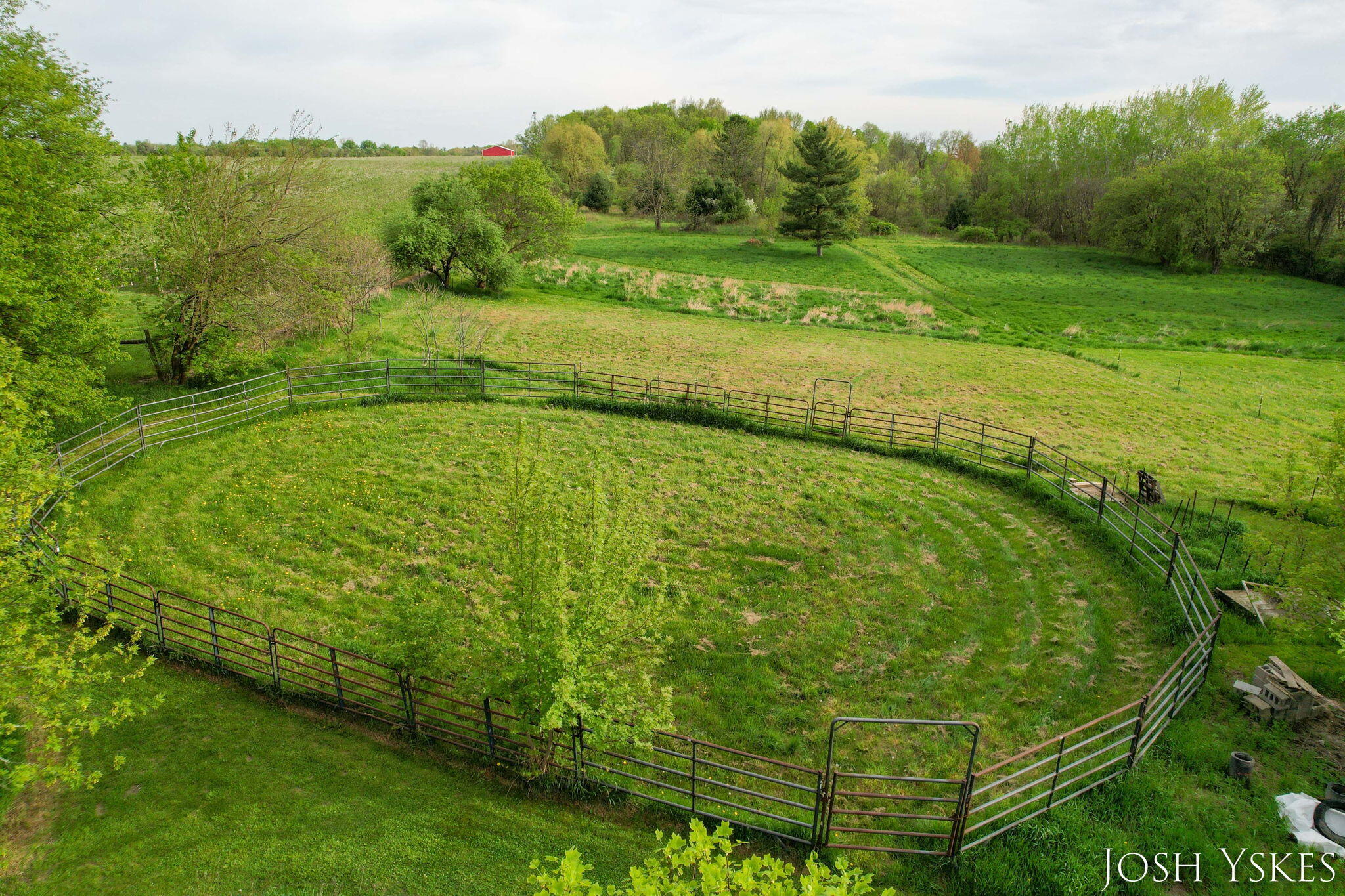 160 Broman Street NE